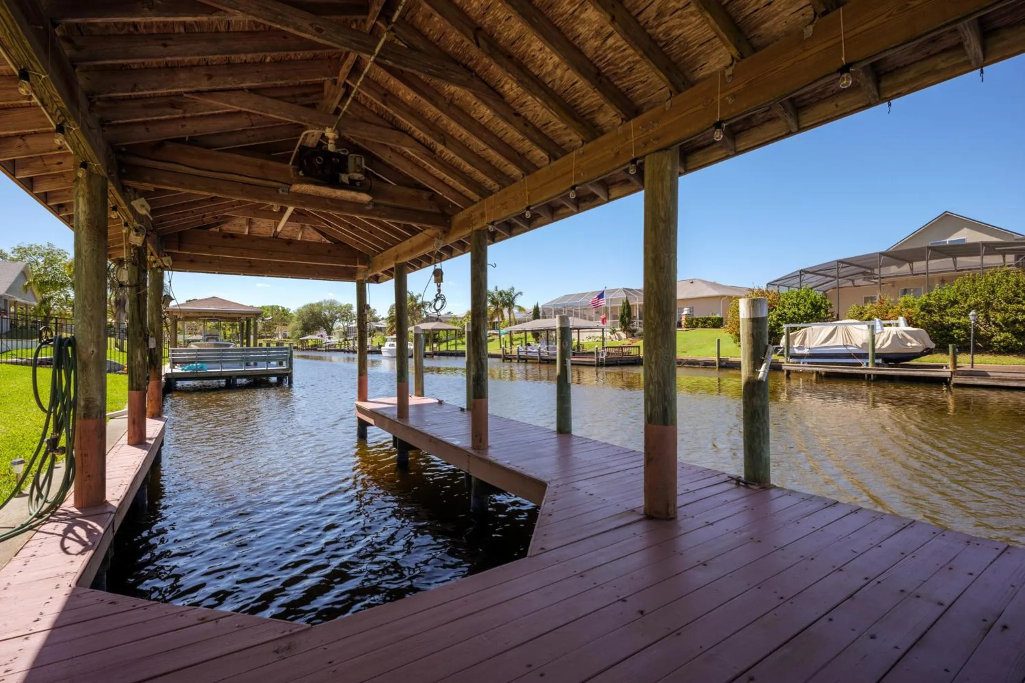 Property building in 9863SSLNGPCNH - Smooth Sailing