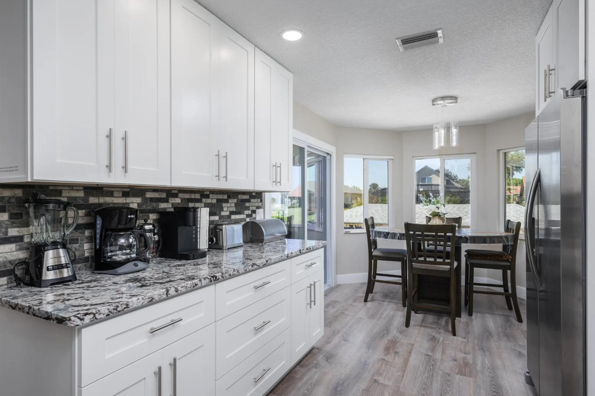 Property building in 9863SSLNGPCNH - Smooth Sailing