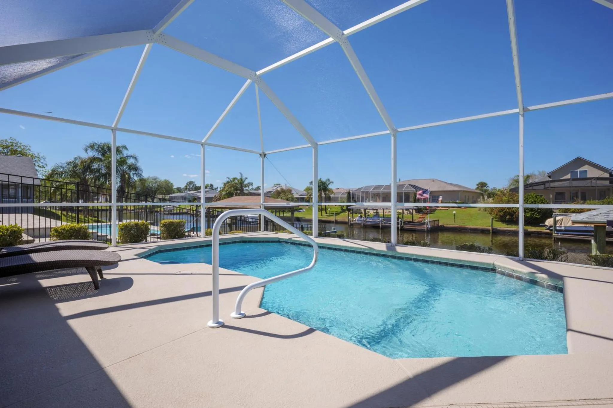 Property building in 9863SSLNGPCNH - Smooth Sailing