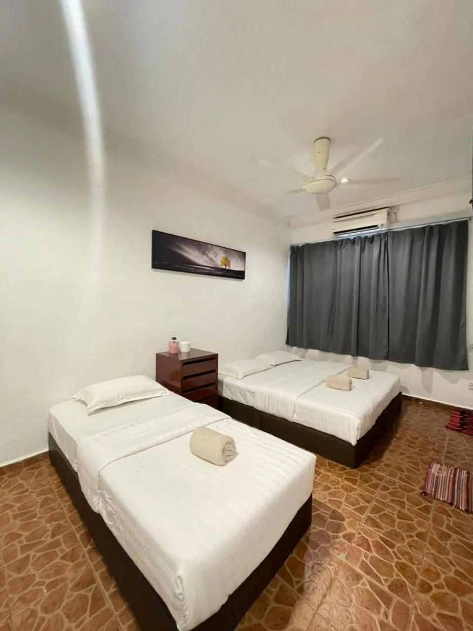 Bed in Warisan Family inn @ Seafront