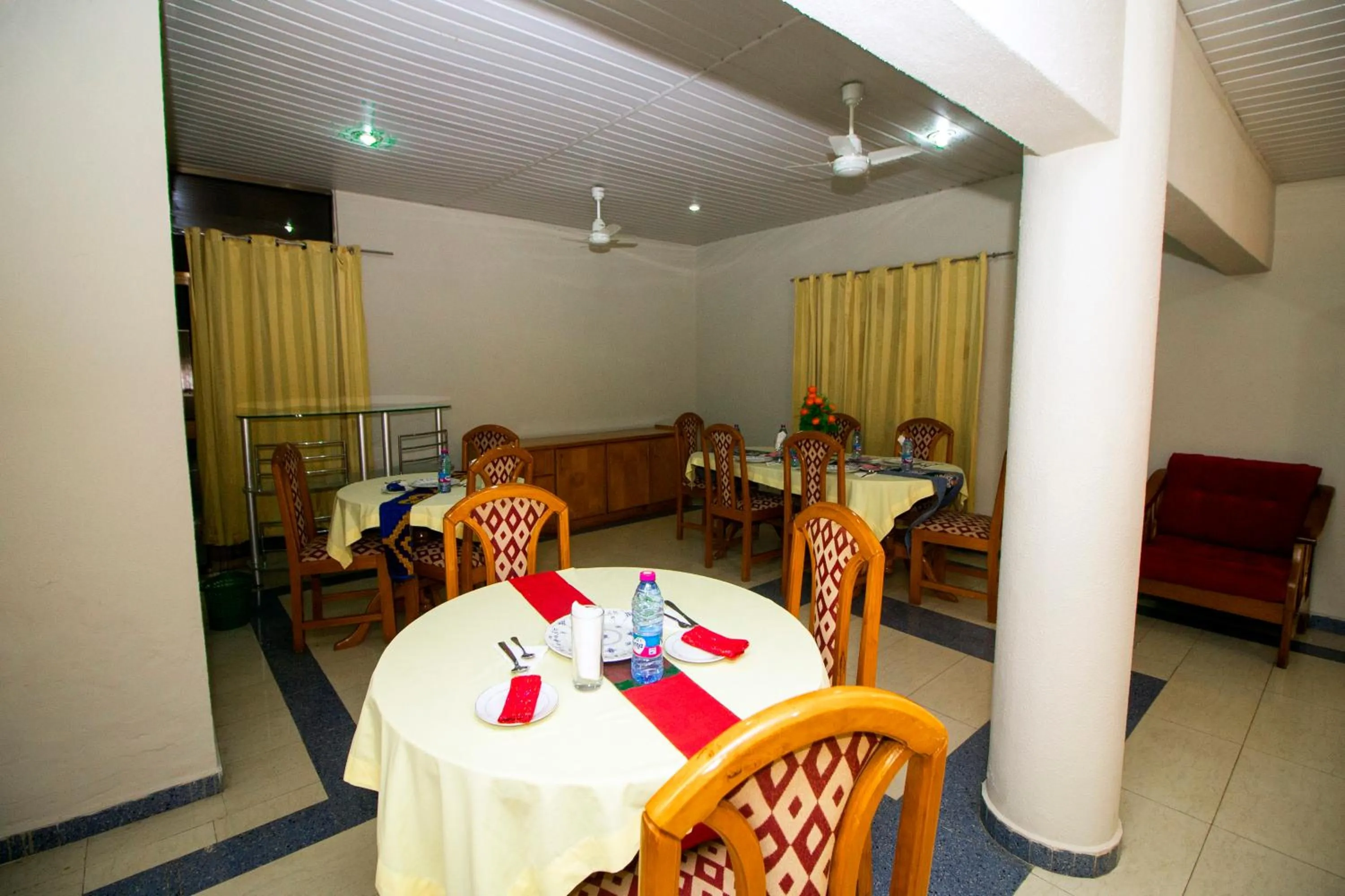Restaurant/places to eat in PRESTIGE Guesthouse ,Ksi