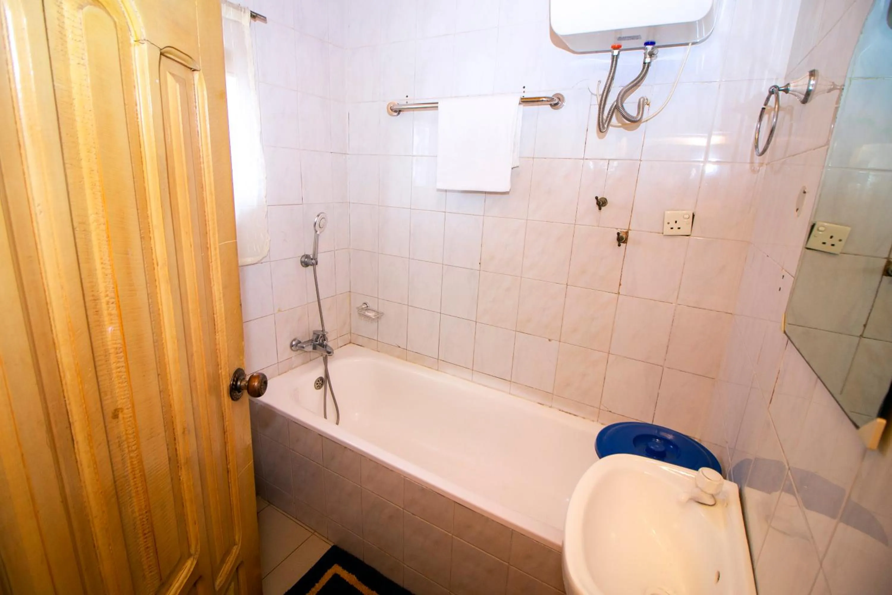 PRESTIGE Guesthouse ,Ksi