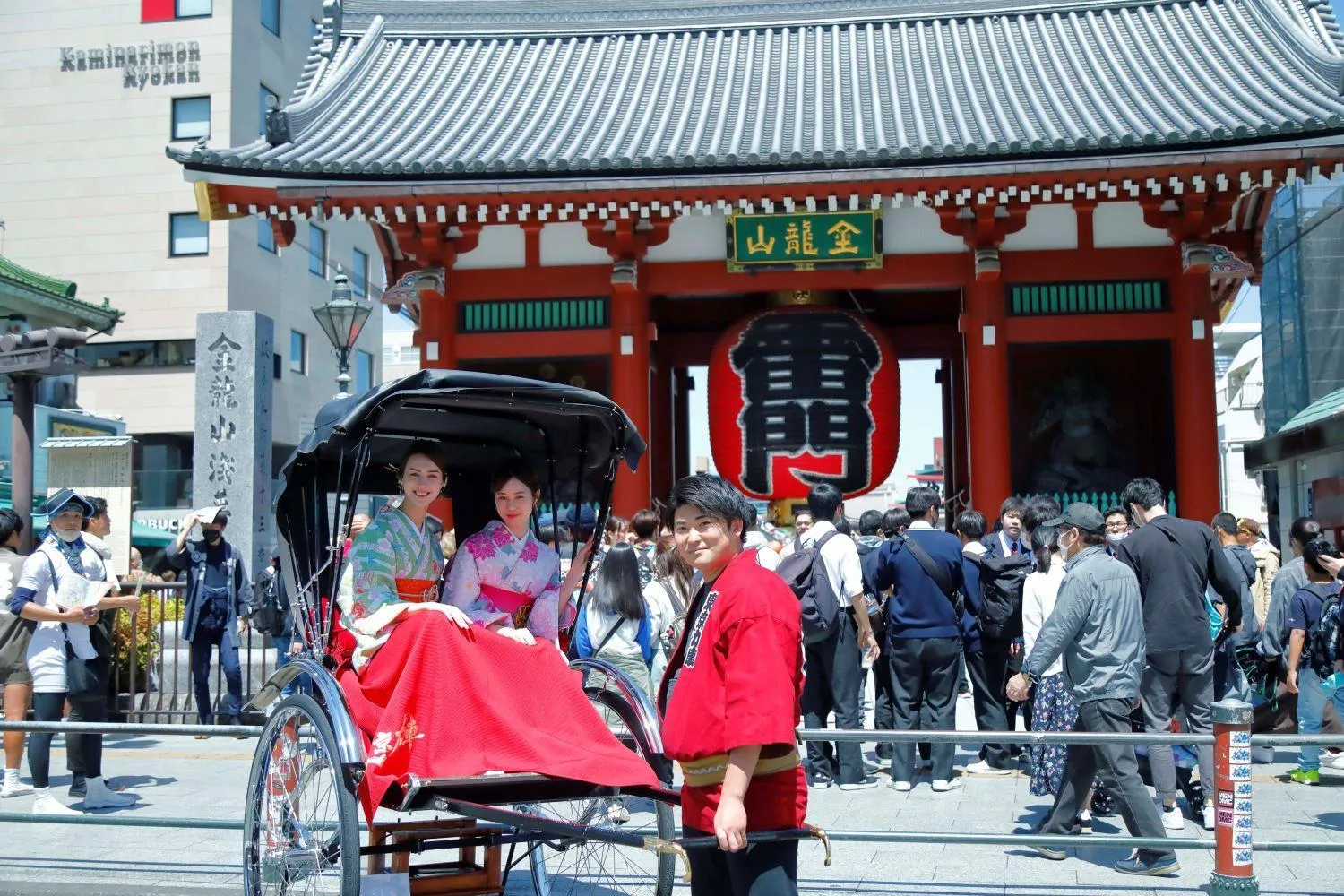 Nearby landmark in &Here TOKYO UENO
