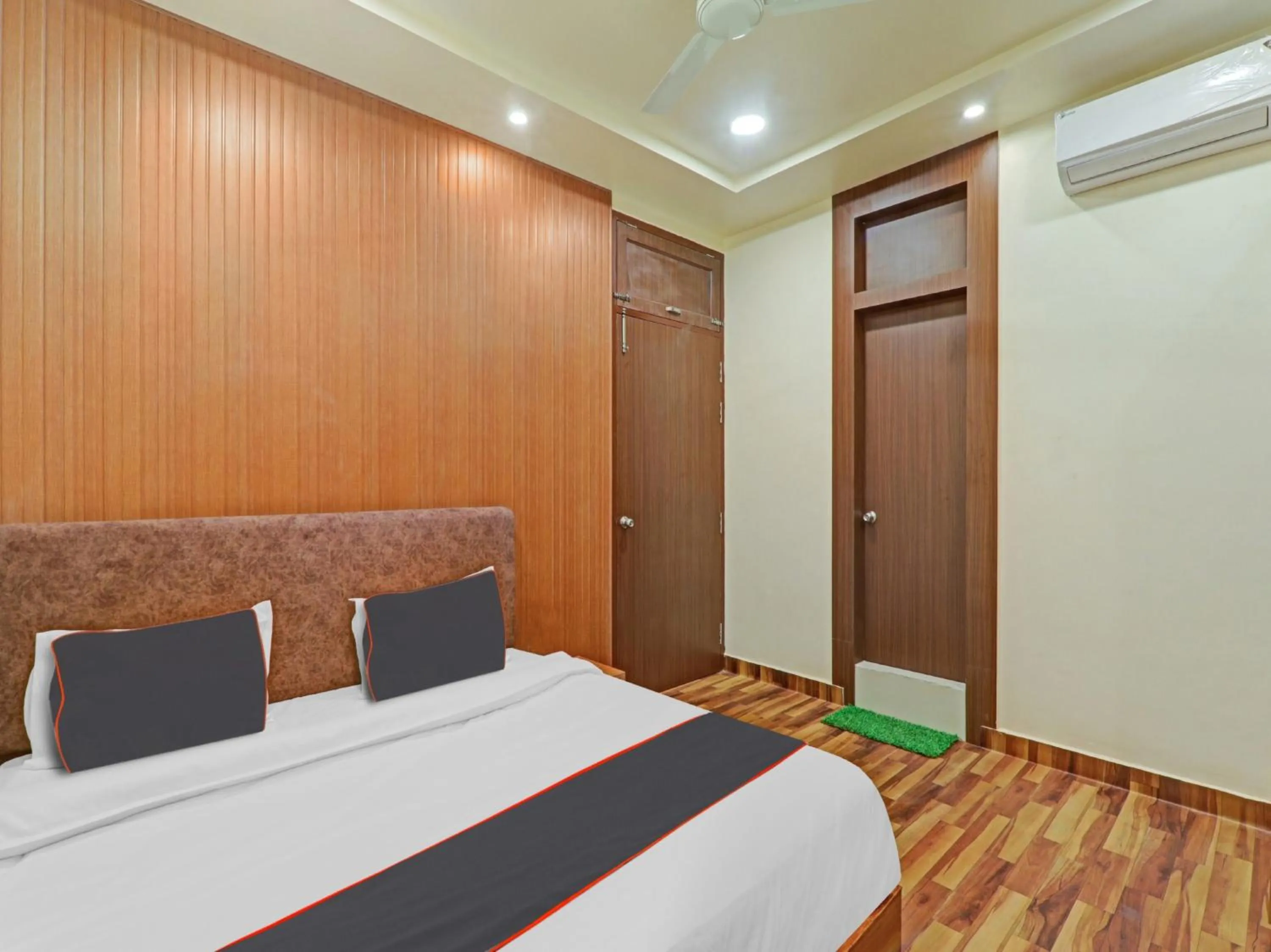 Bedroom, Bed in Hotel O The Ashiyana Inn