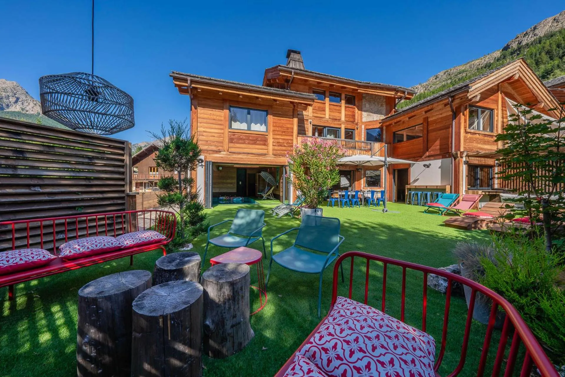 Chalet ORION Serre-chevalier piscine cinéma