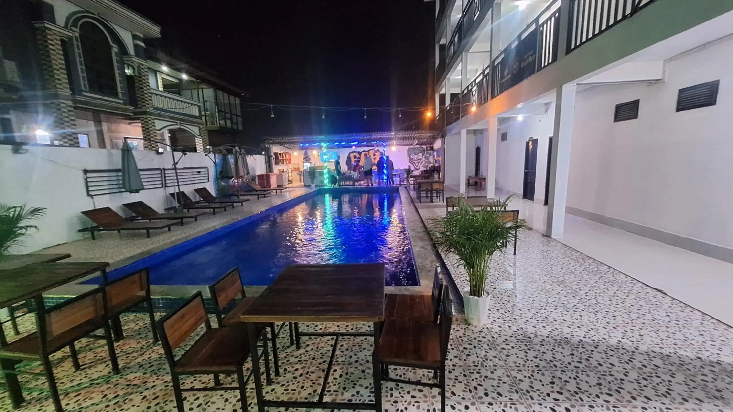 Restaurant/places to eat in Vang Vieng Backpackers Hostel Restaurant/places to eat in Vang Vieng Backpackers Hostel