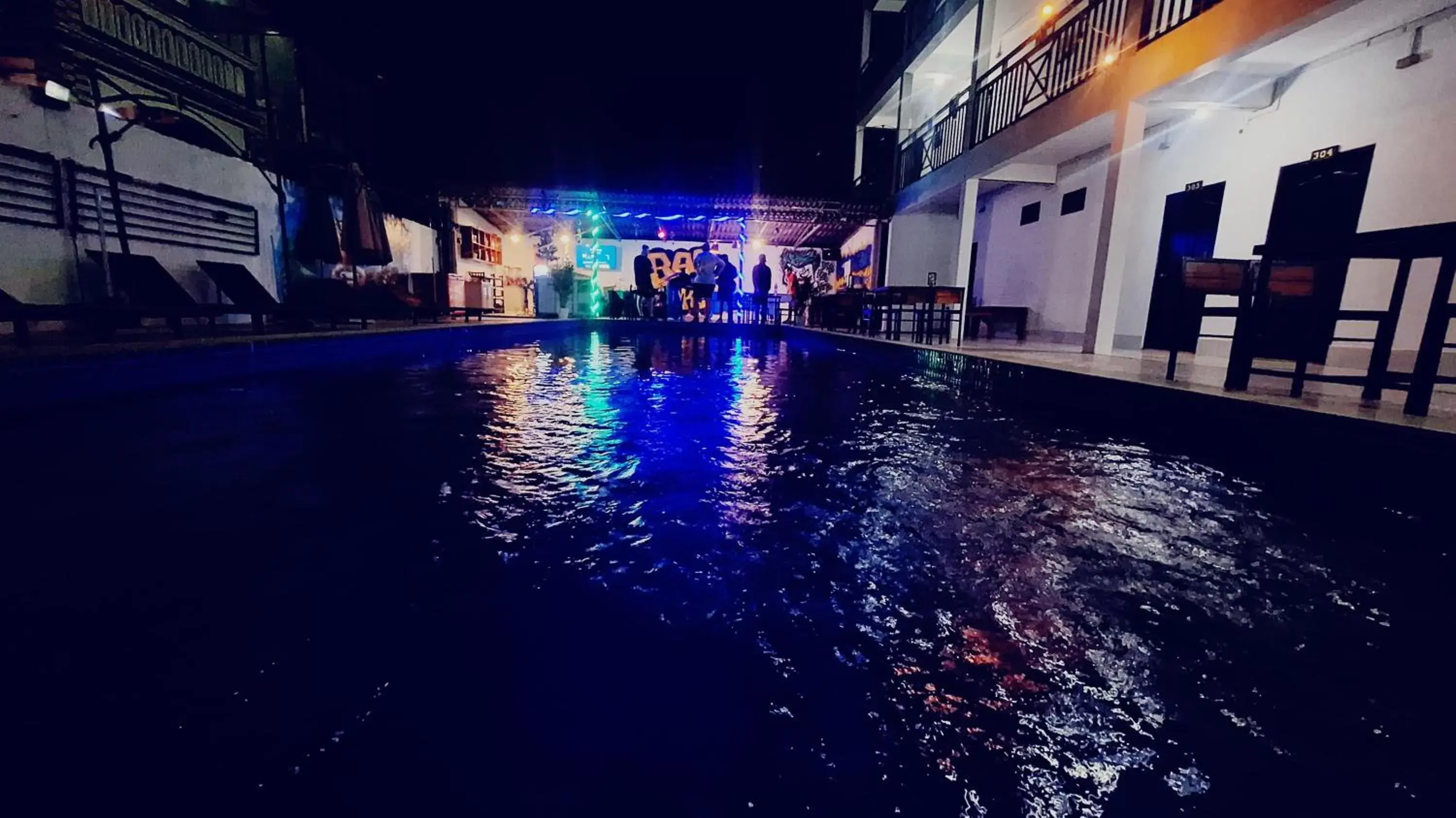 Property building in Vang Vieng Backpackers Hostel Property building in Vang Vieng Backpackers Hostel