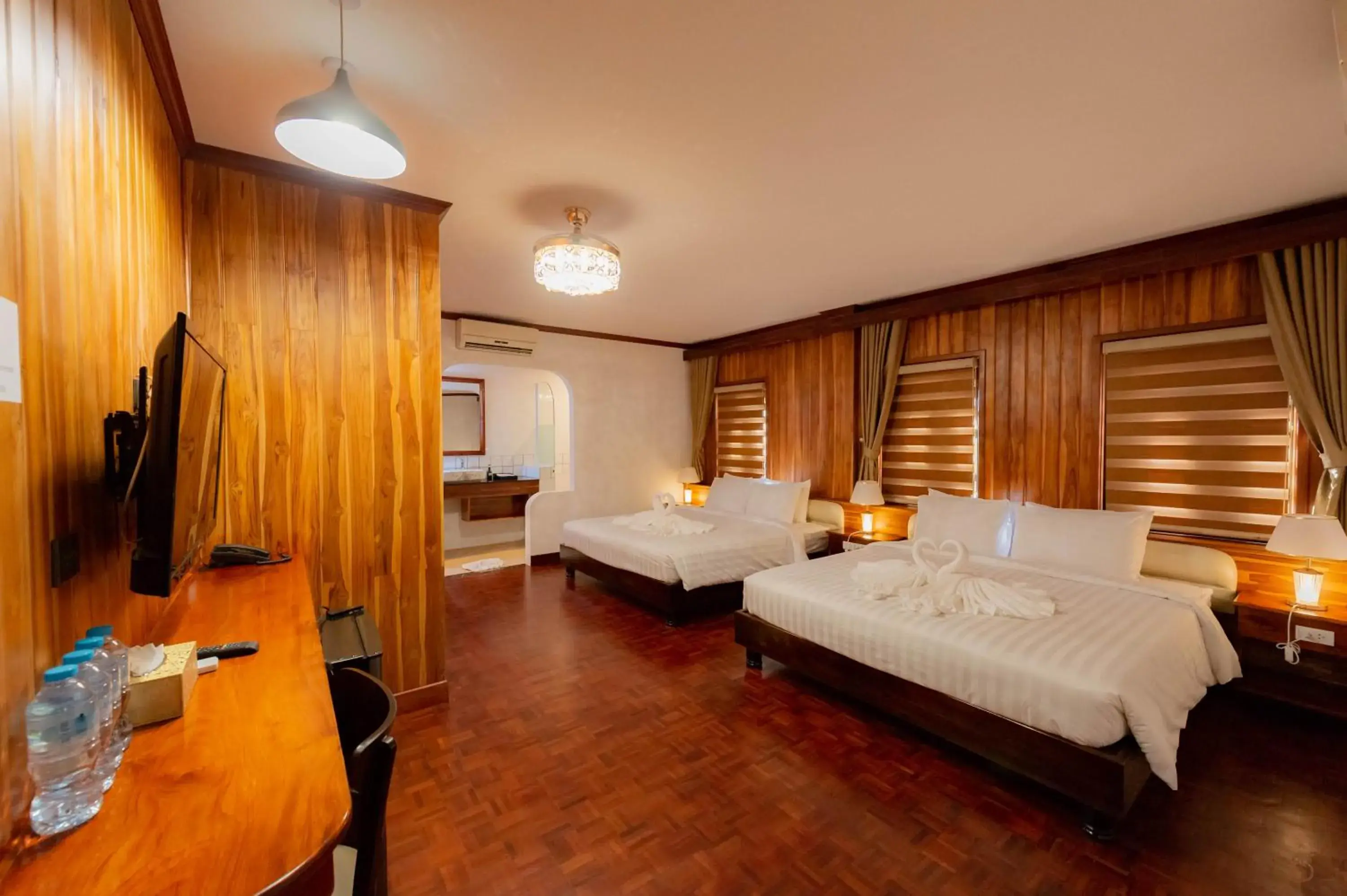Triple Room in LuangPrabang Center Hotel Triple Room in LuangPrabang Center Hotel