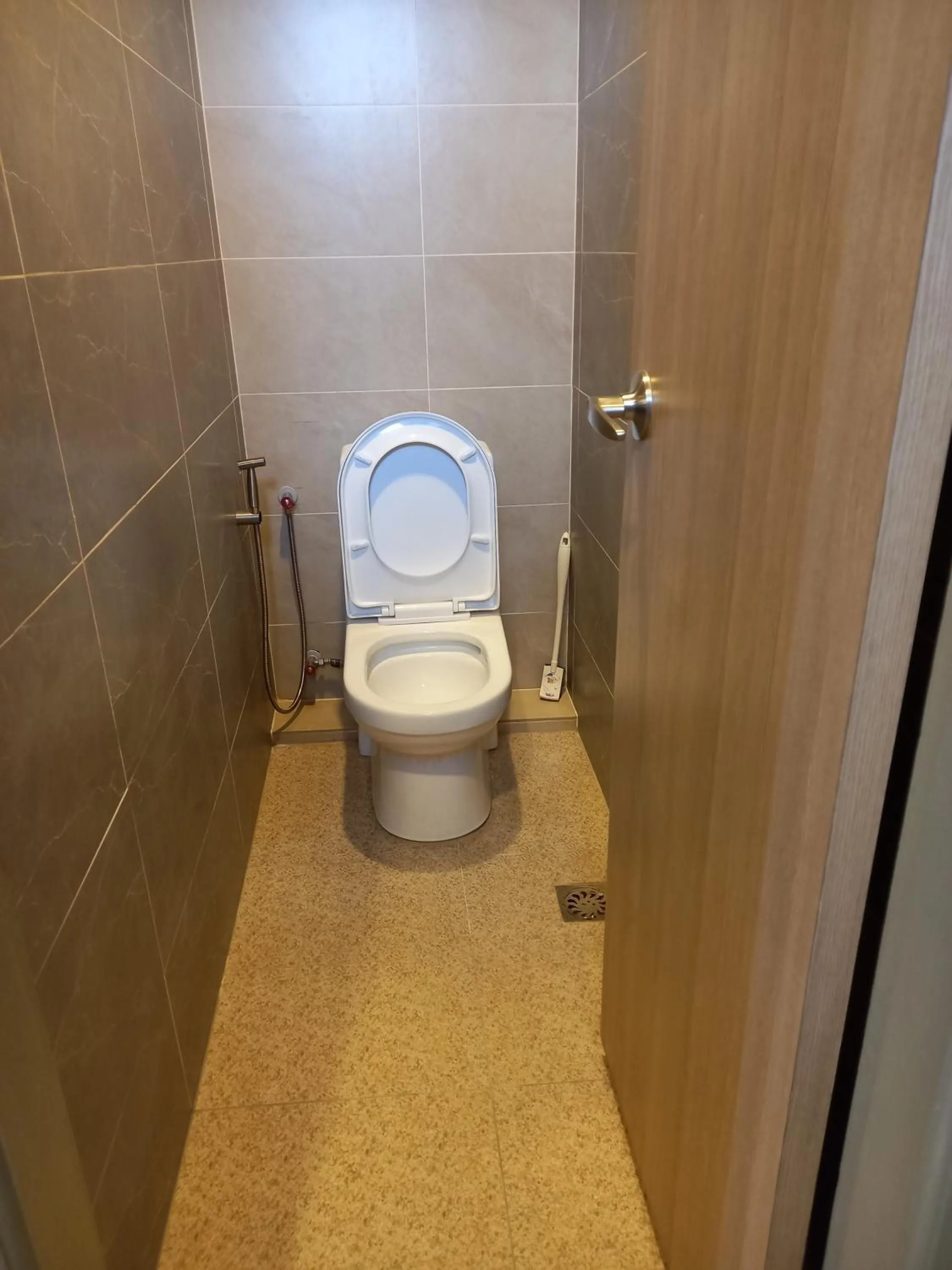 Toilet in KAN JIA
