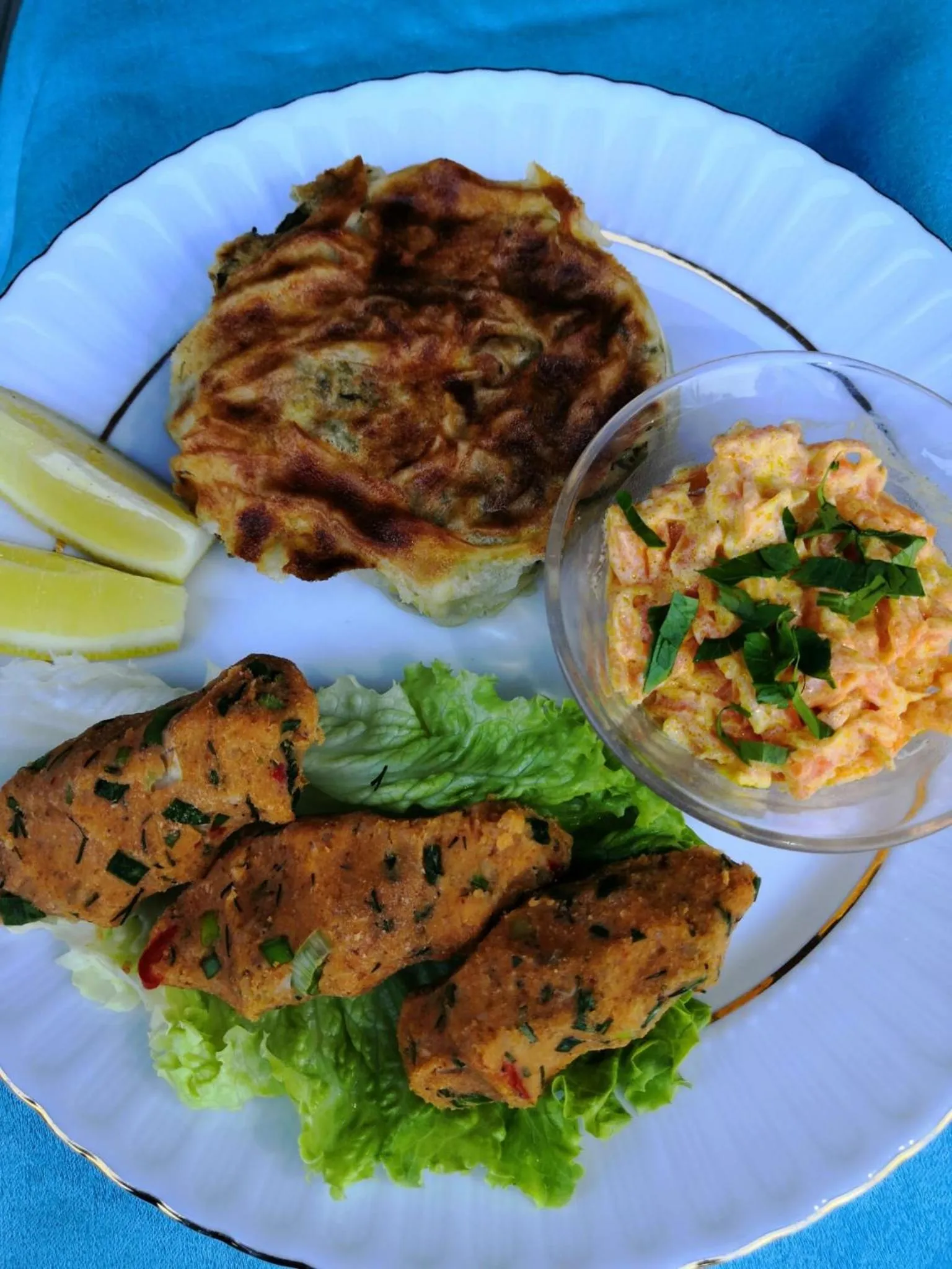 Food and drinks in Hotel My Rose