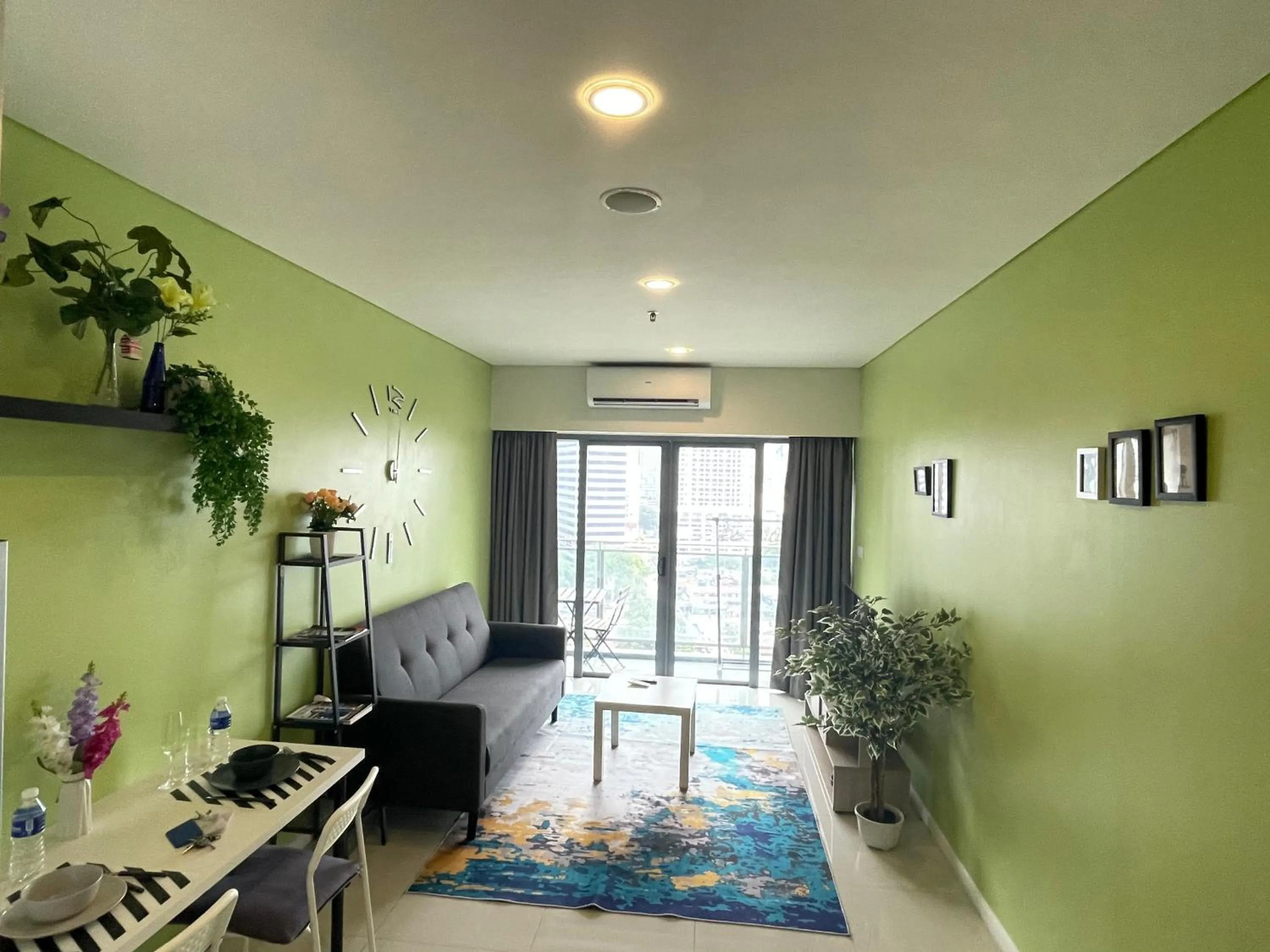 TV and multimedia in Mercu Summer Suite KLCC by Kuminshu