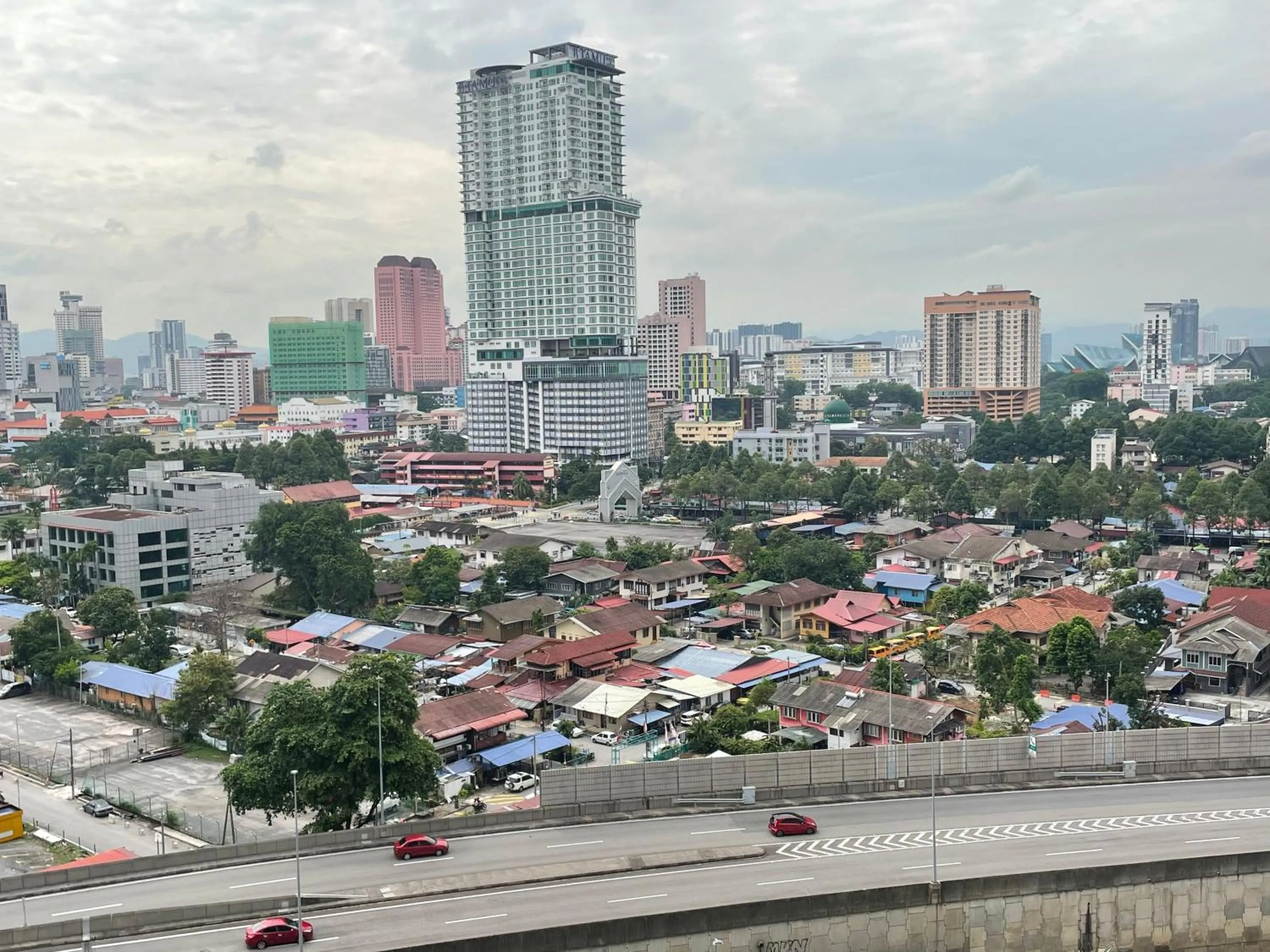 Day in Mercu Summer Suite KLCC by Kuminshu