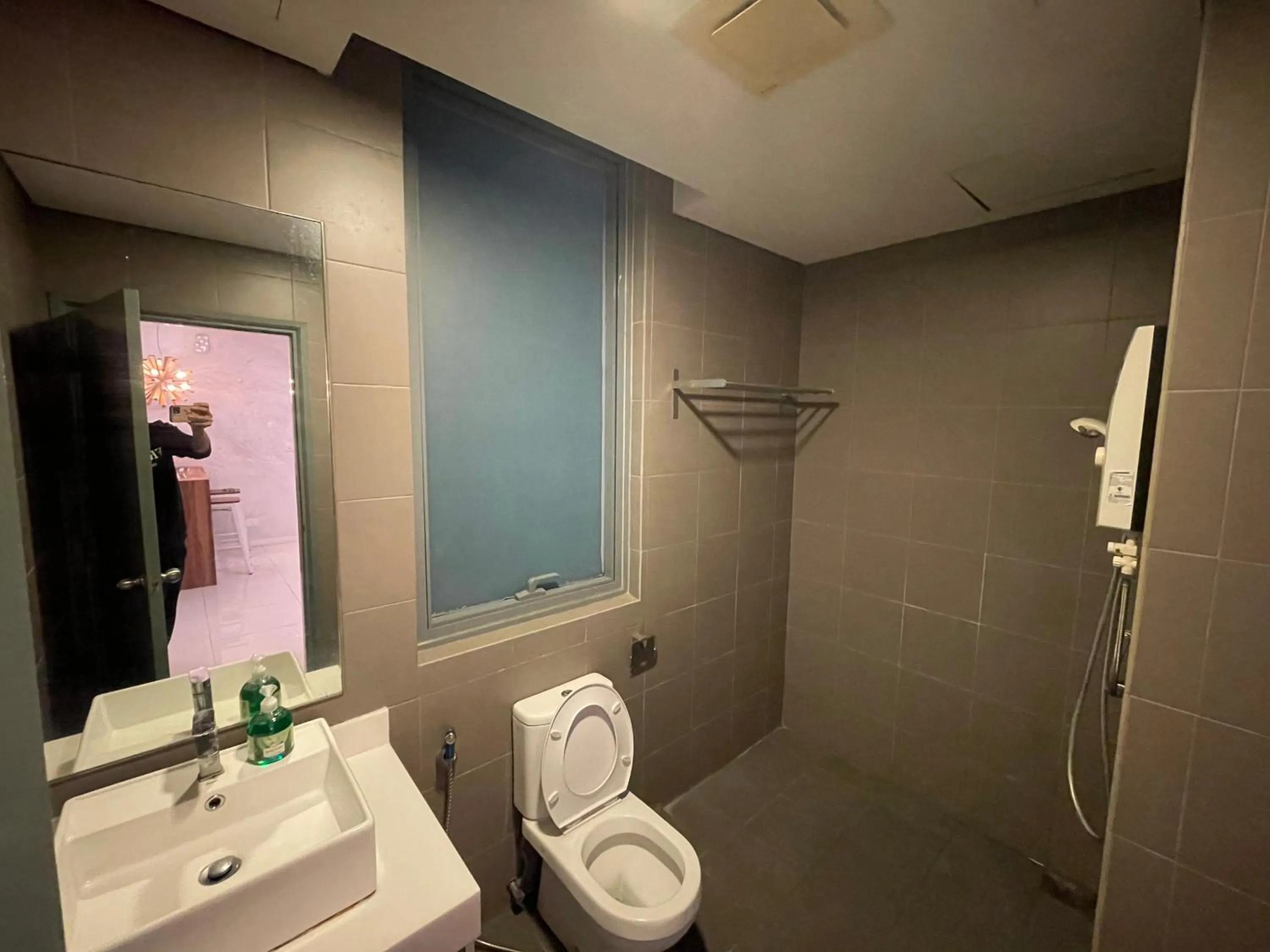 Shower in Mercu Summer Suite KLCC by Kuminshu