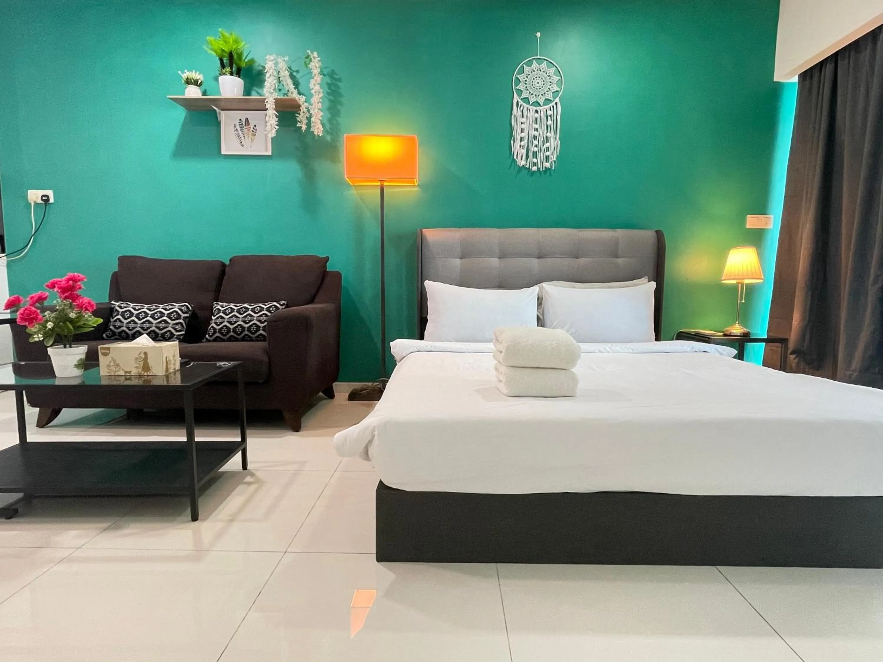 Bed in Mercu Summer Suite KLCC by Kuminshu