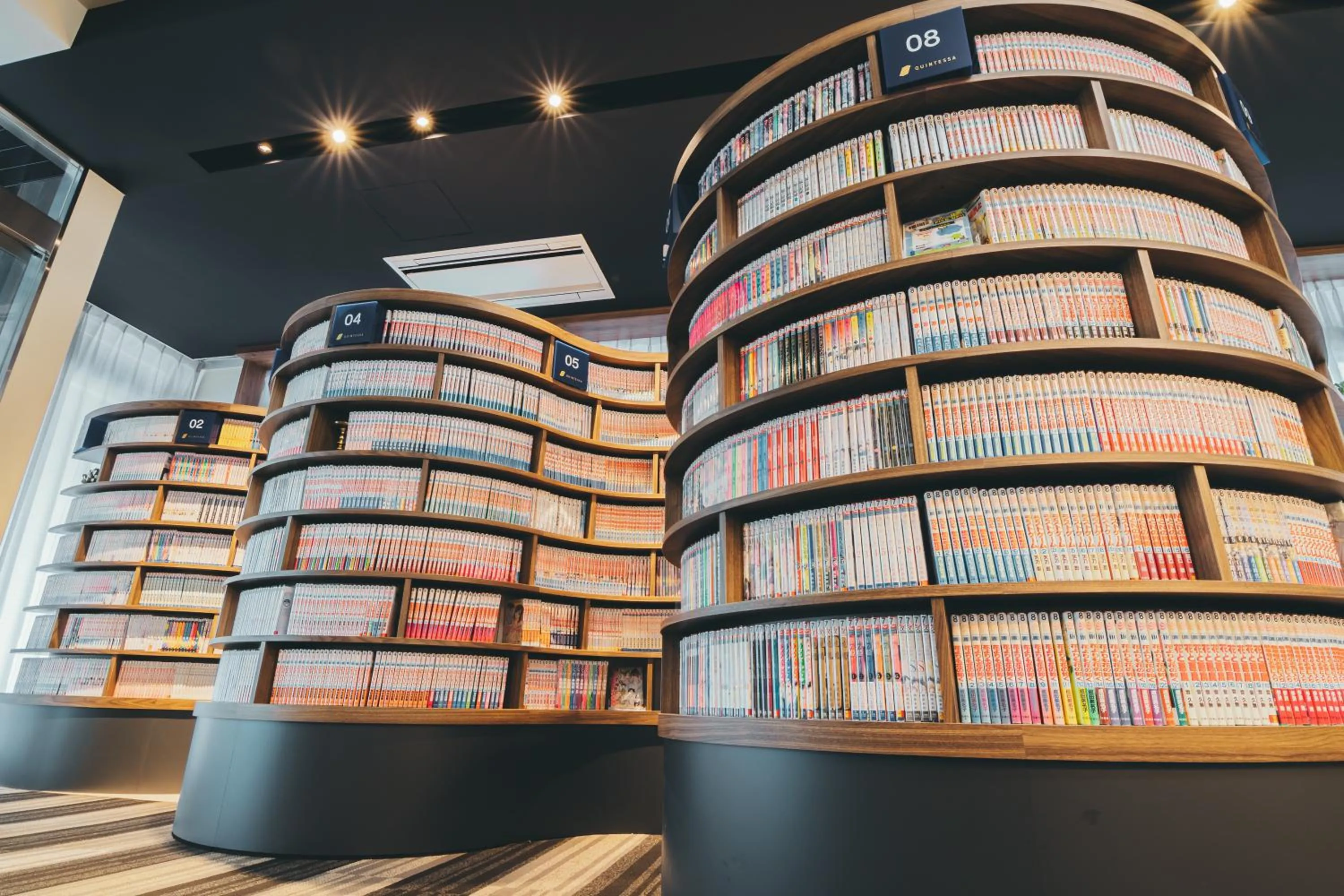 Lobby or reception in Quintessa Hotel Kokura Comic & Books