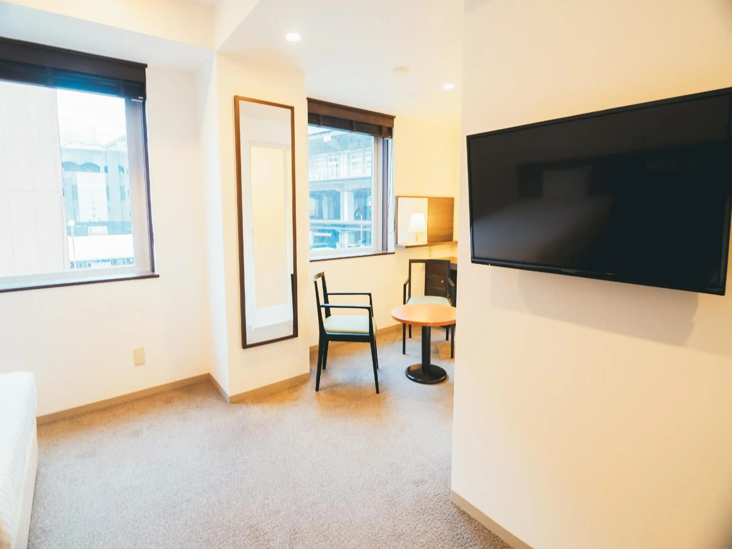 hair dresser in Quintessa Hotel Kokura Comic & Books