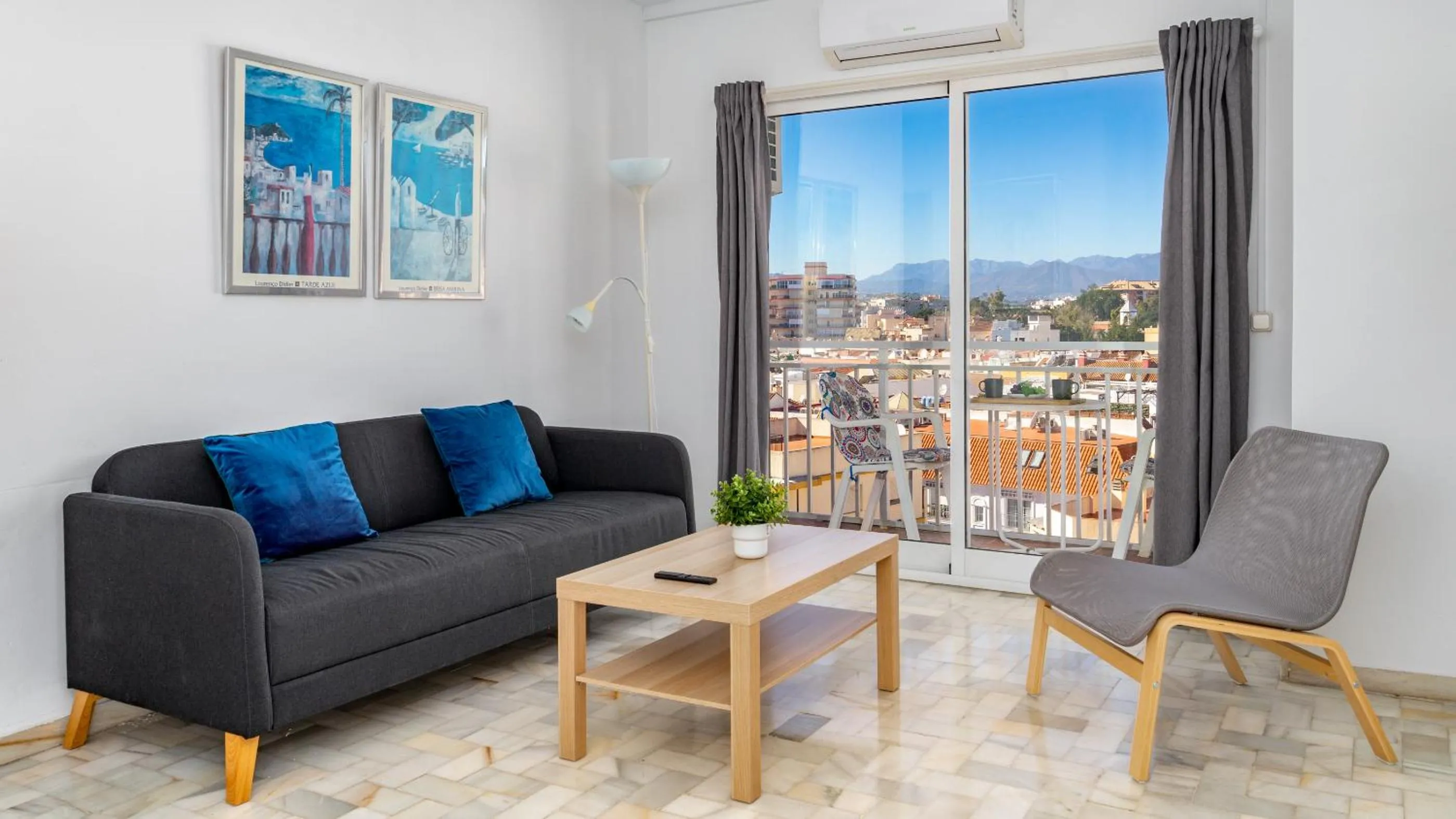 Relaxing Getaway by Costarentals - Ref 169