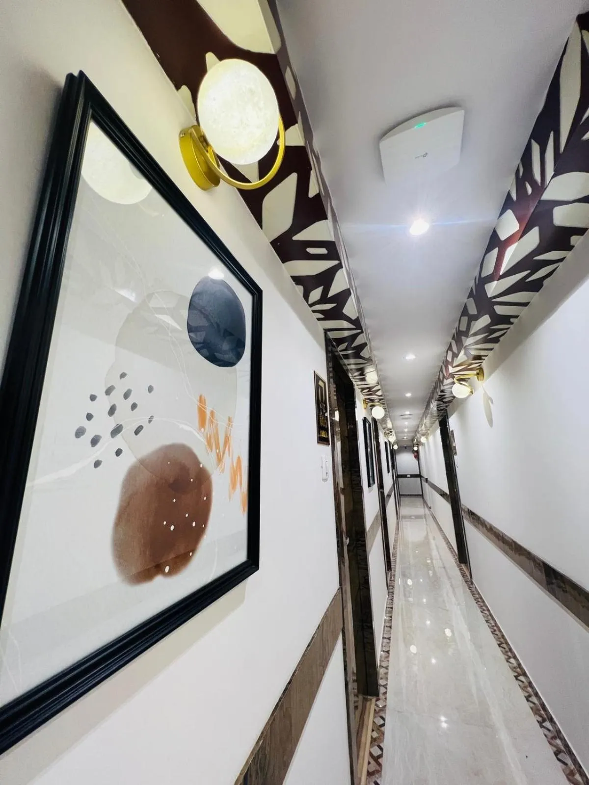 Lobby or reception in Hotel Larmont Luxury