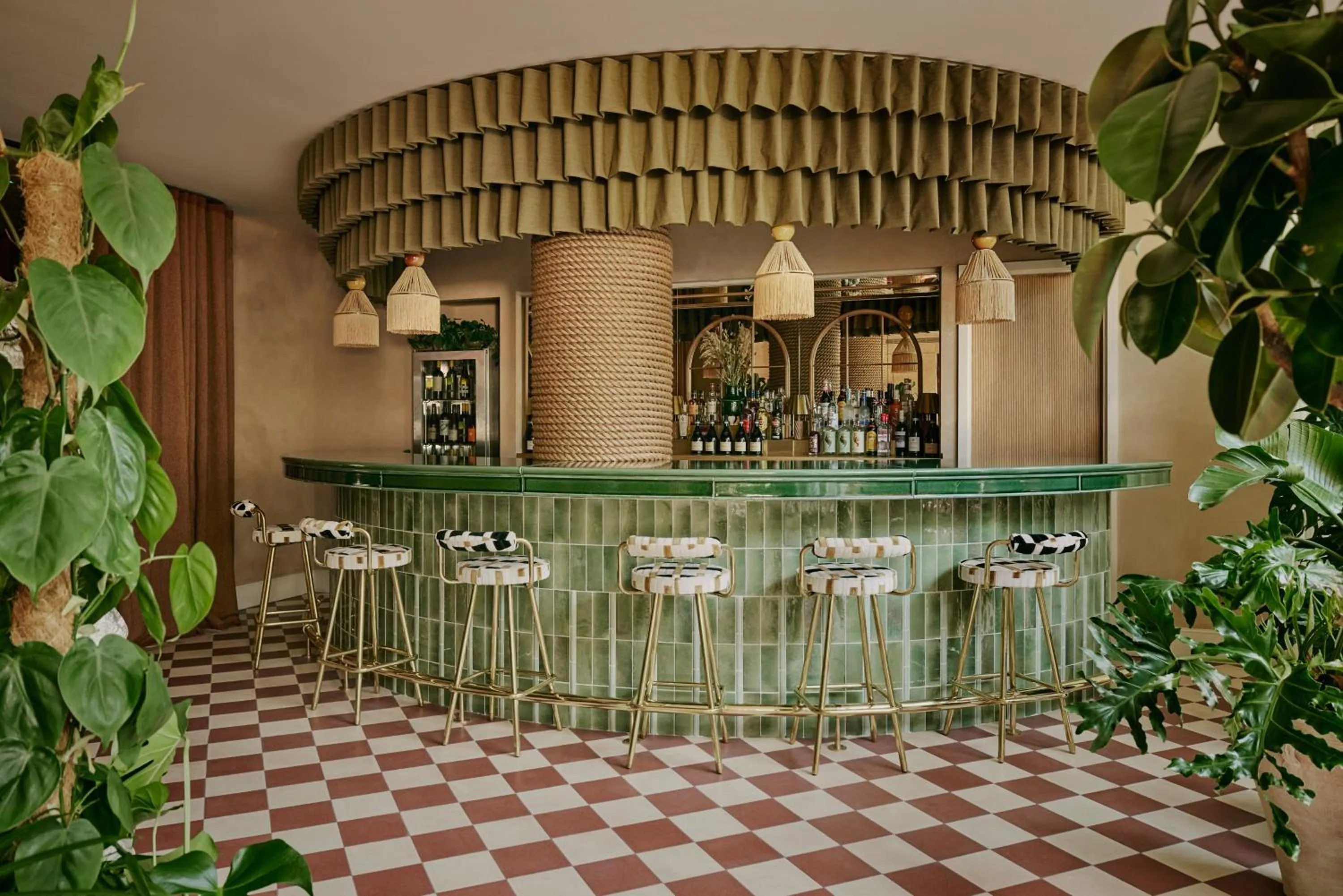 Lounge or bar in Ember Locke Kensington