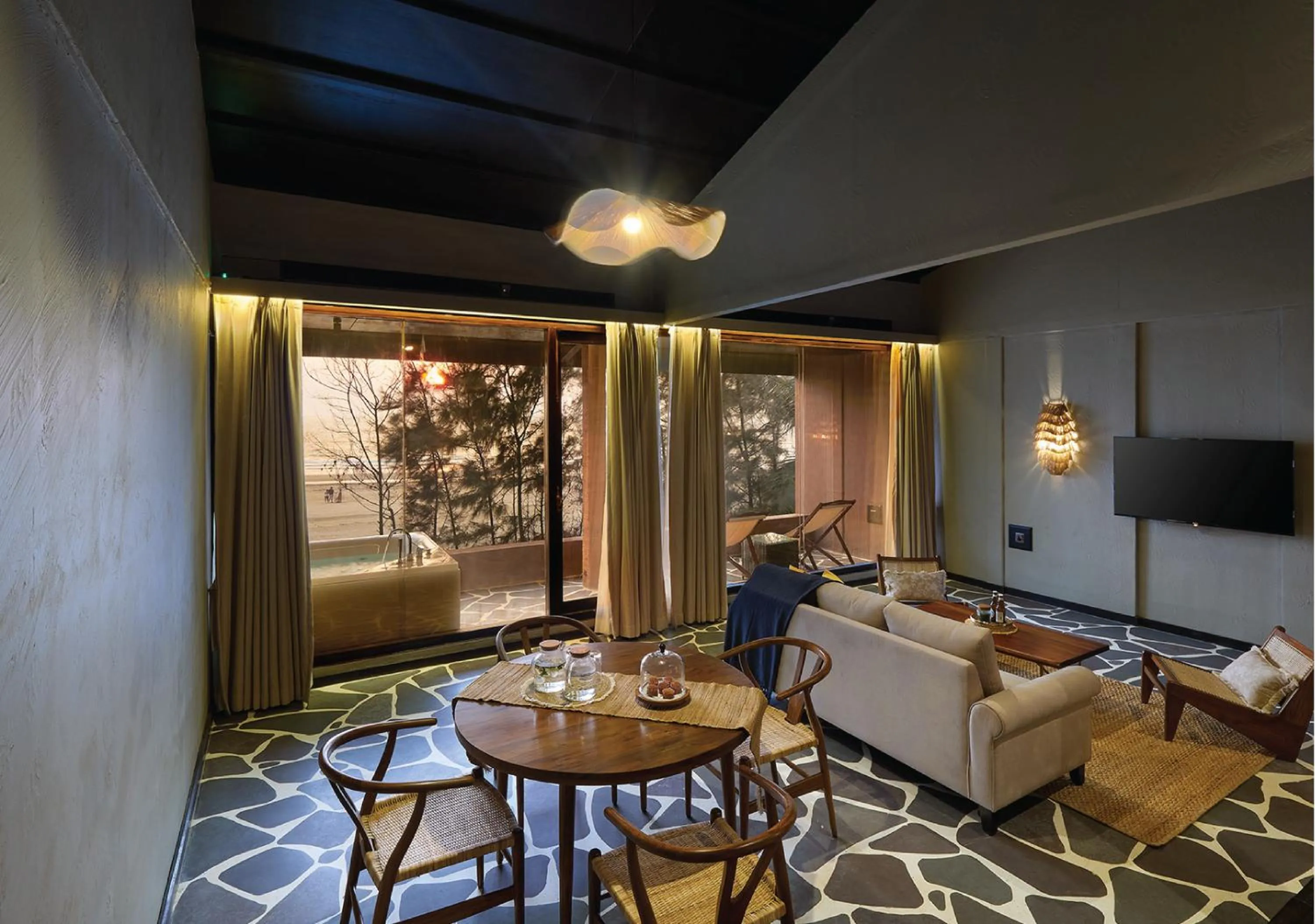 TV and multimedia in Red Thread Morjim