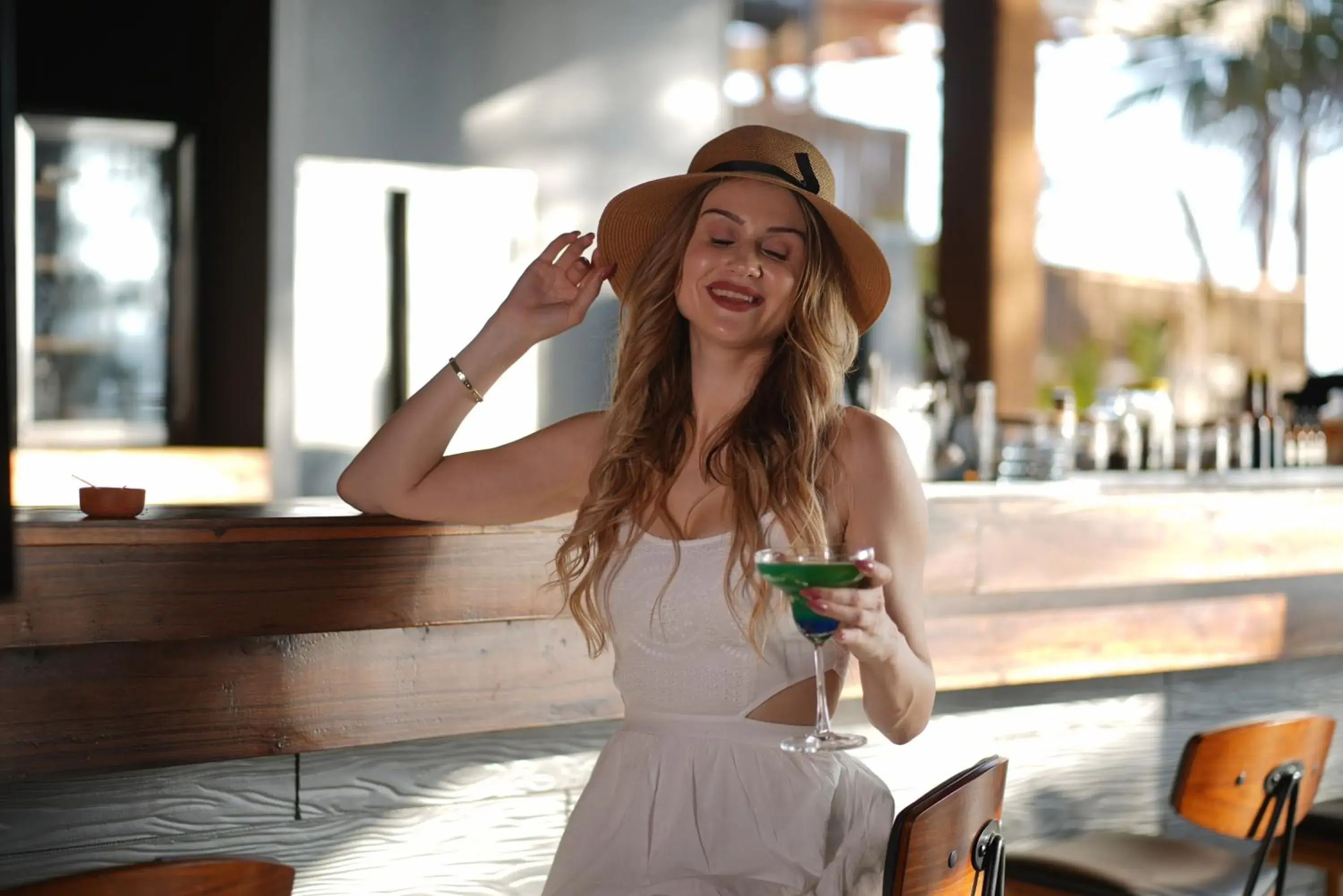 Restaurant/places to eat in Red Thread Morjim Restaurant/places to eat in Red Thread Morjim