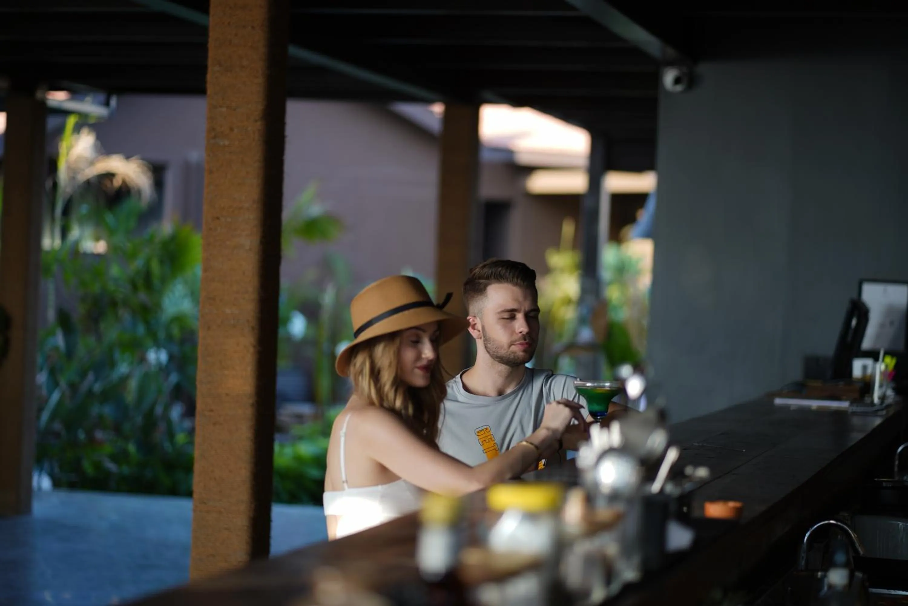 Restaurant/places to eat in Red Thread Morjim