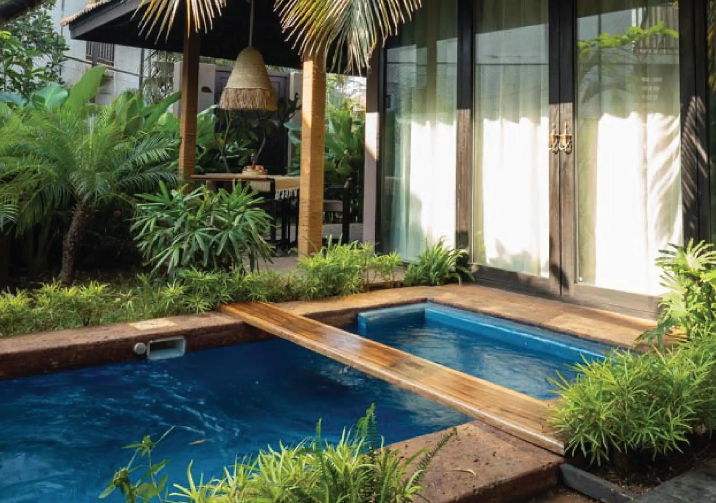 Swimming pool in Red Thread Morjim Swimming pool in Red Thread Morjim