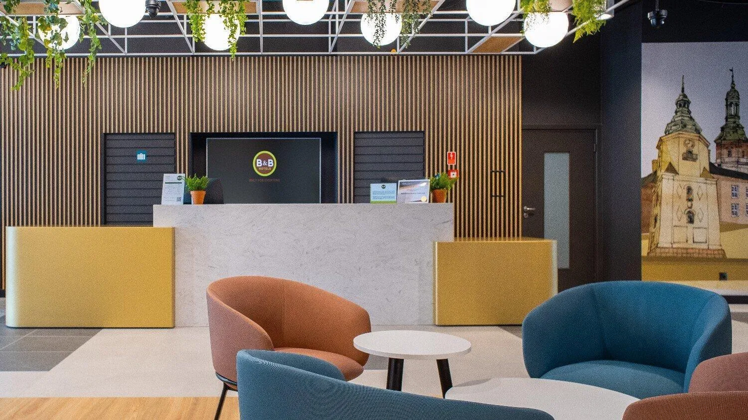 Lobby or reception in B&B HOTEL Kielce Centrum