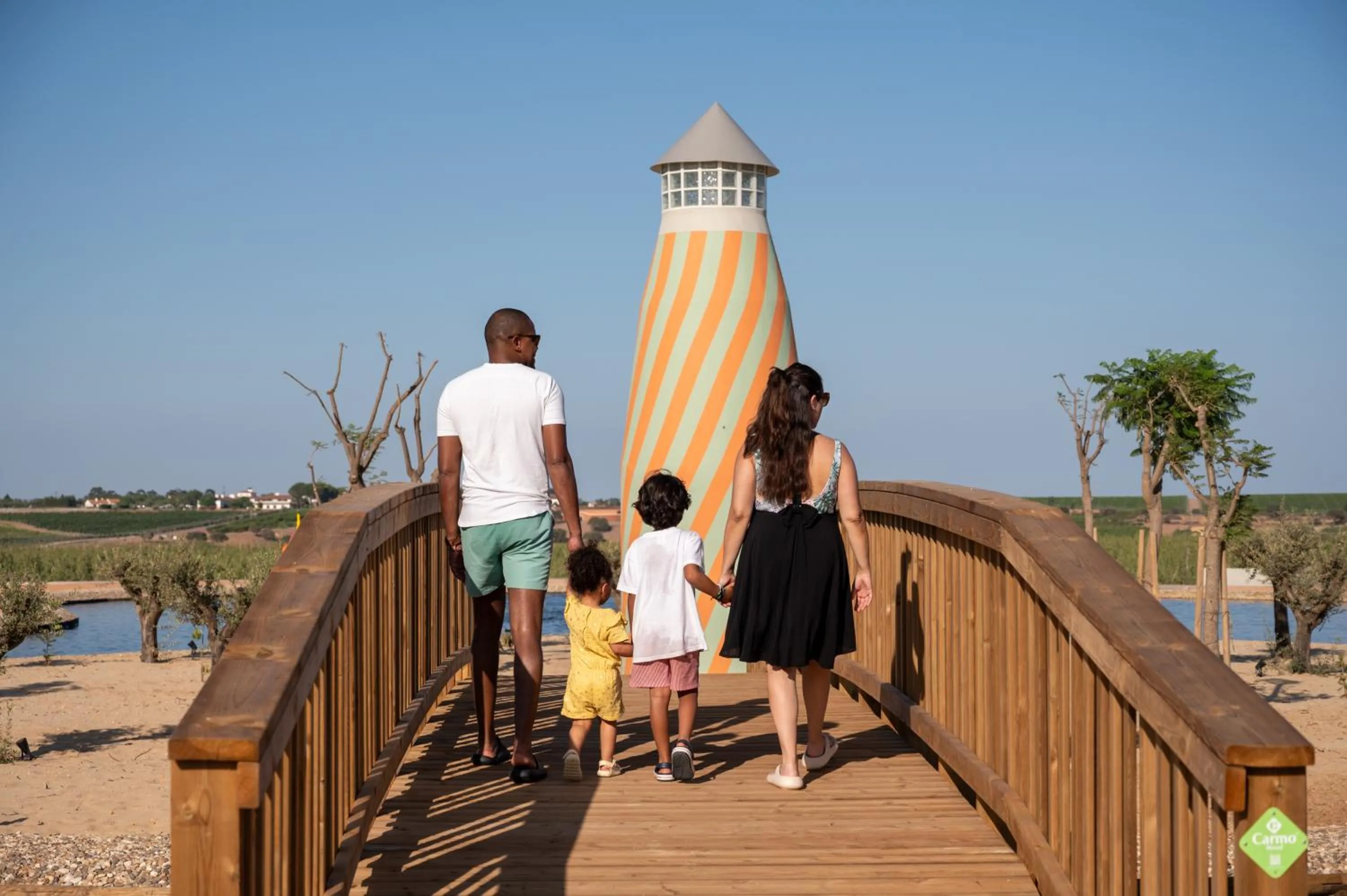 Family in Vila Gale Nep Kids