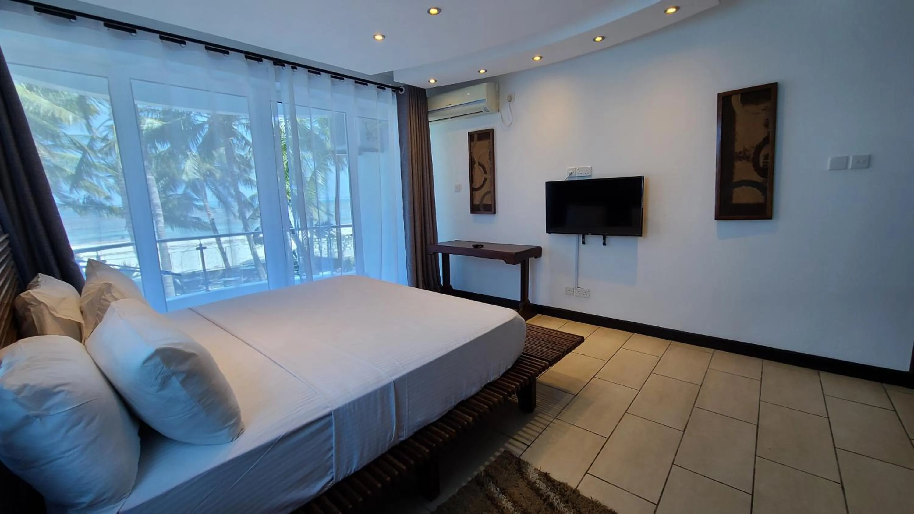 Bed in c3 Cowrie Shell Residences