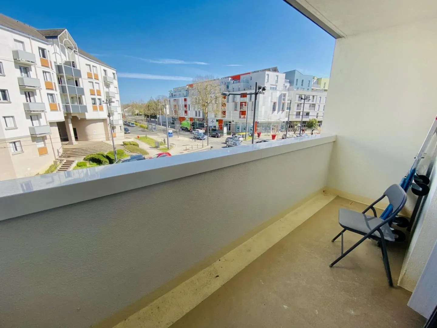 Day in Appartement T3 de Standing en Centre-Ville