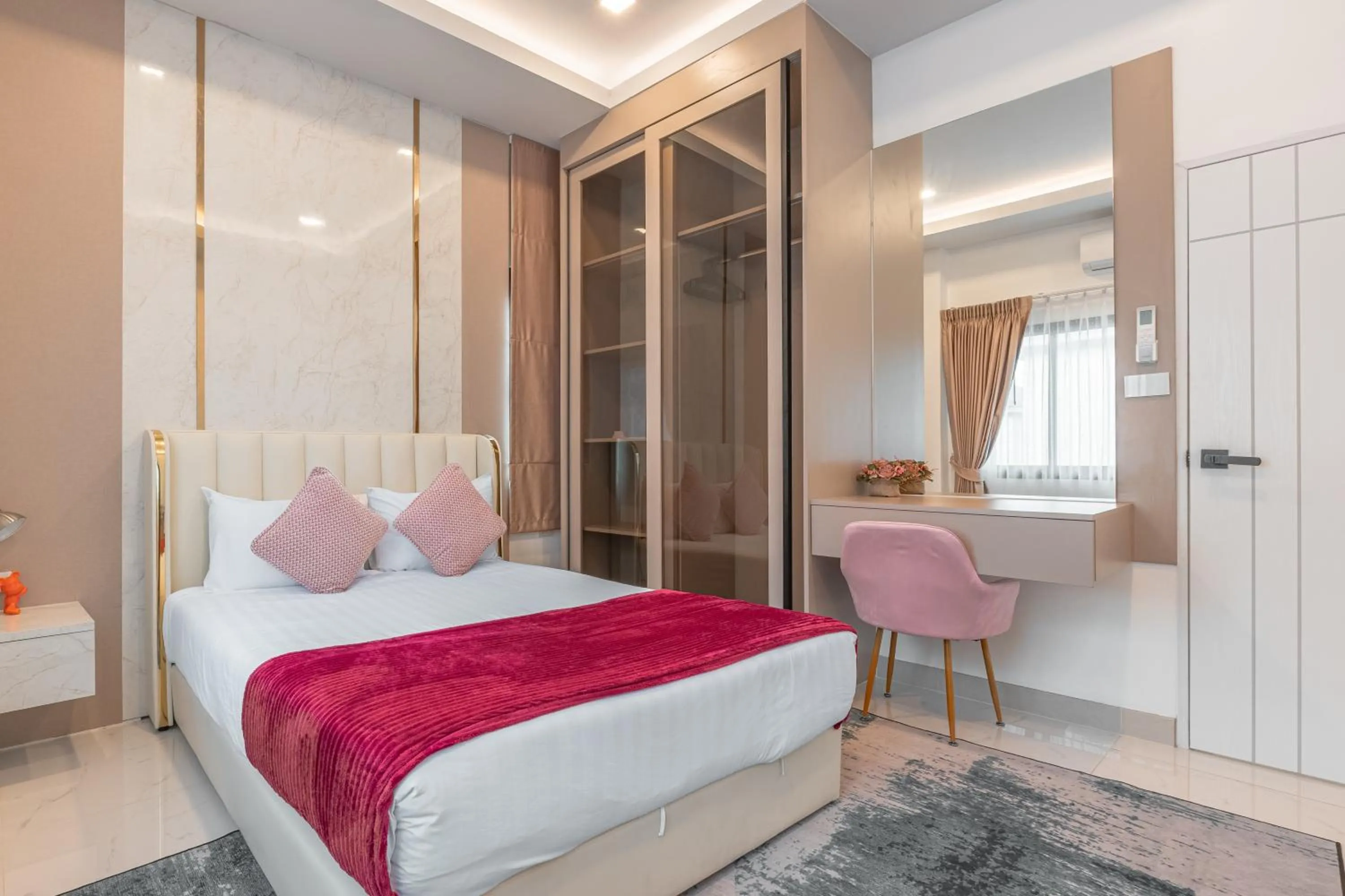 Bed in Southern Peak Pool Villa Huay Yai Pattaya