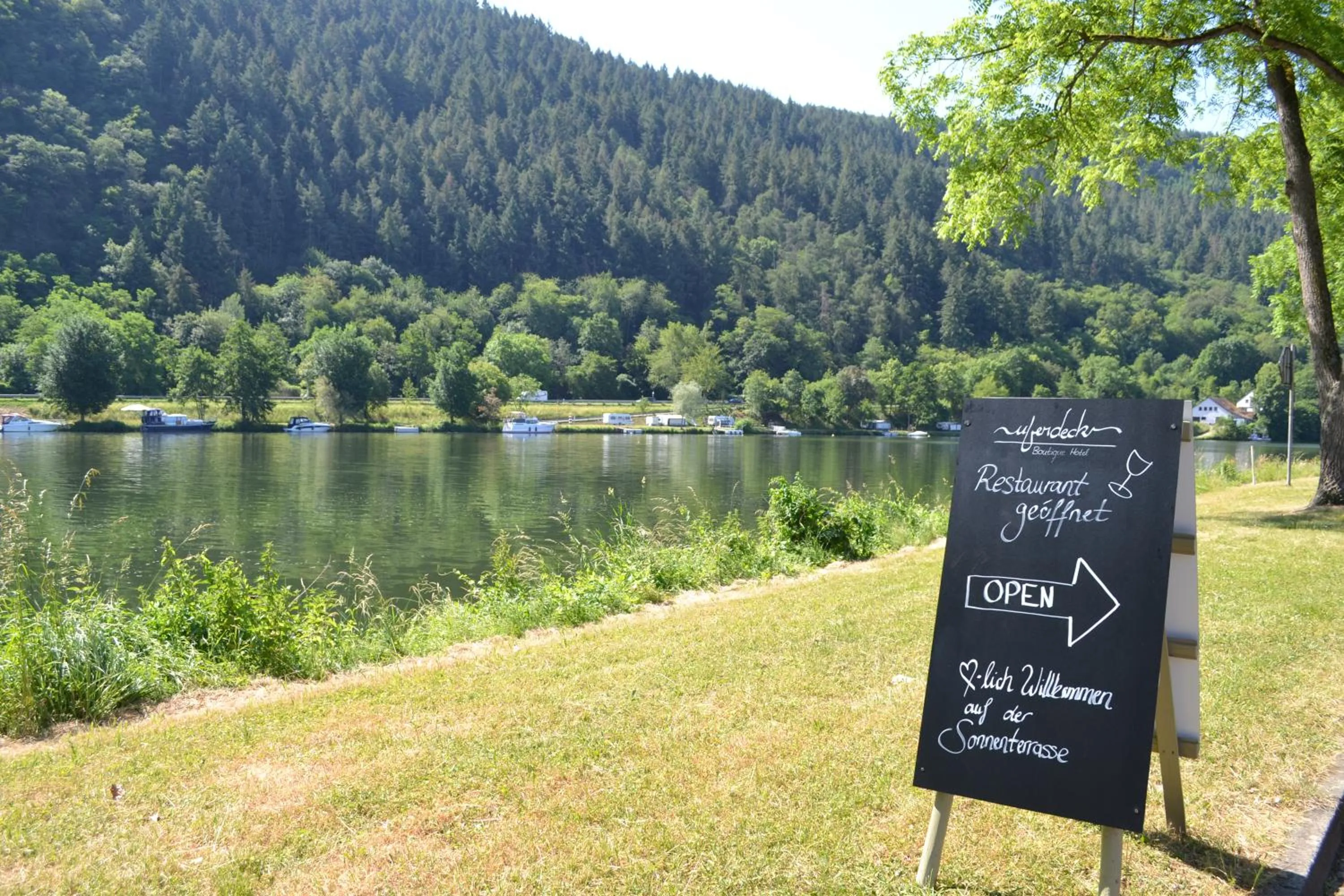 Natural landscape in Uferdeck - Boutique Hotel