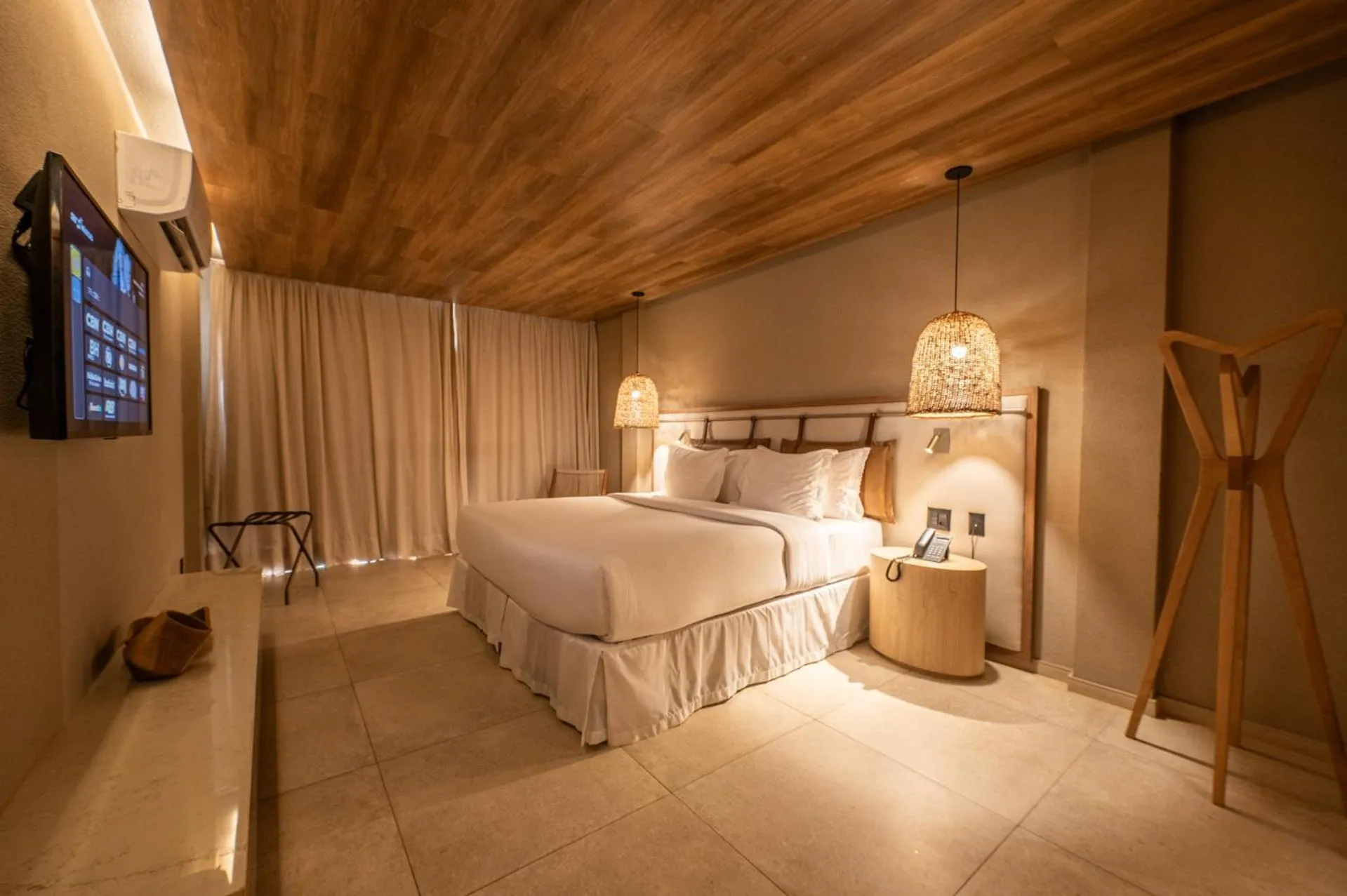 Bed in Hamares Boutique Hotel