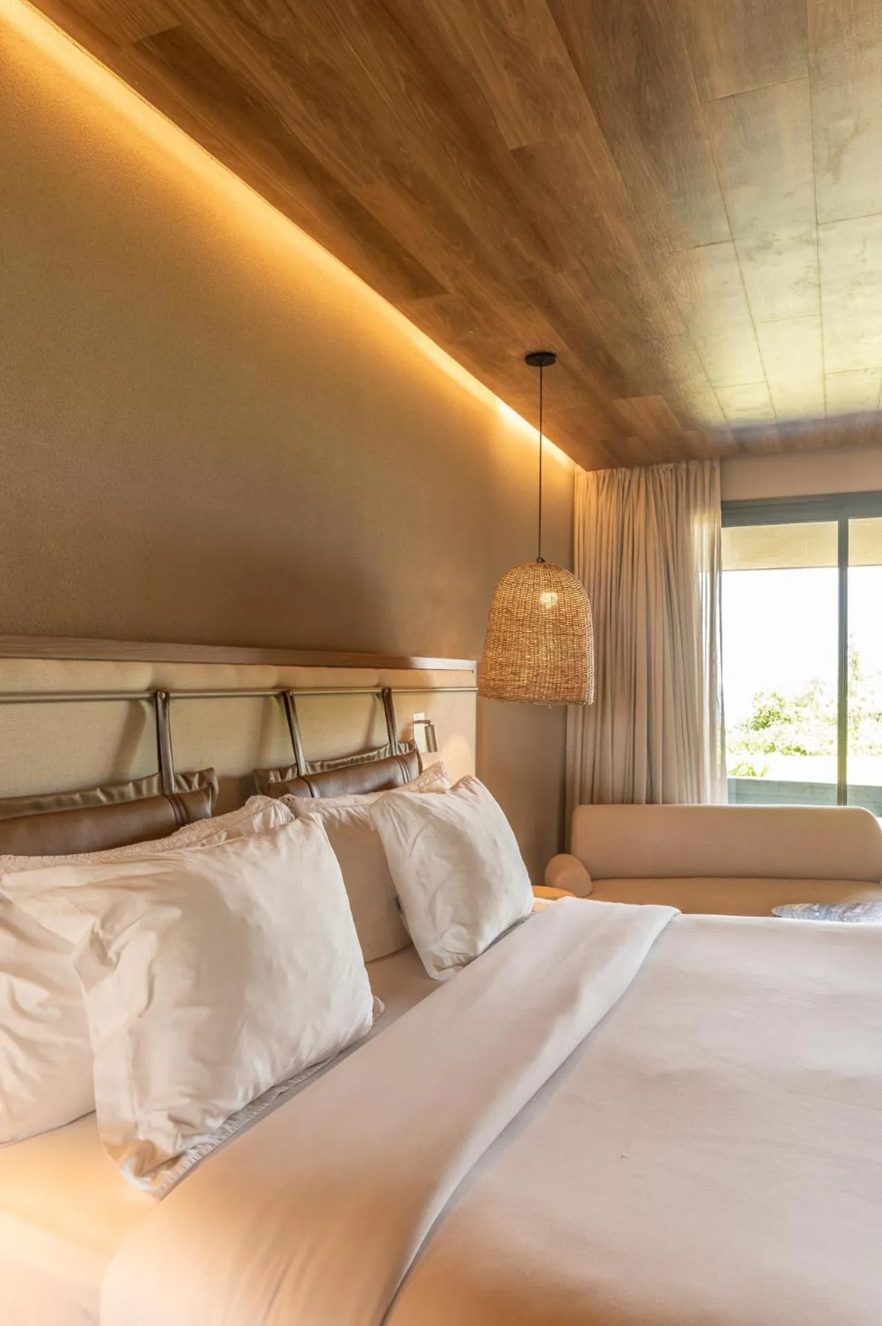 Bed in Hamares Boutique Hotel