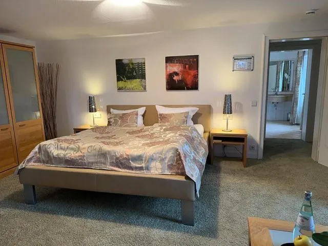 Photo of the whole room, Bed in Zum Simonbräu