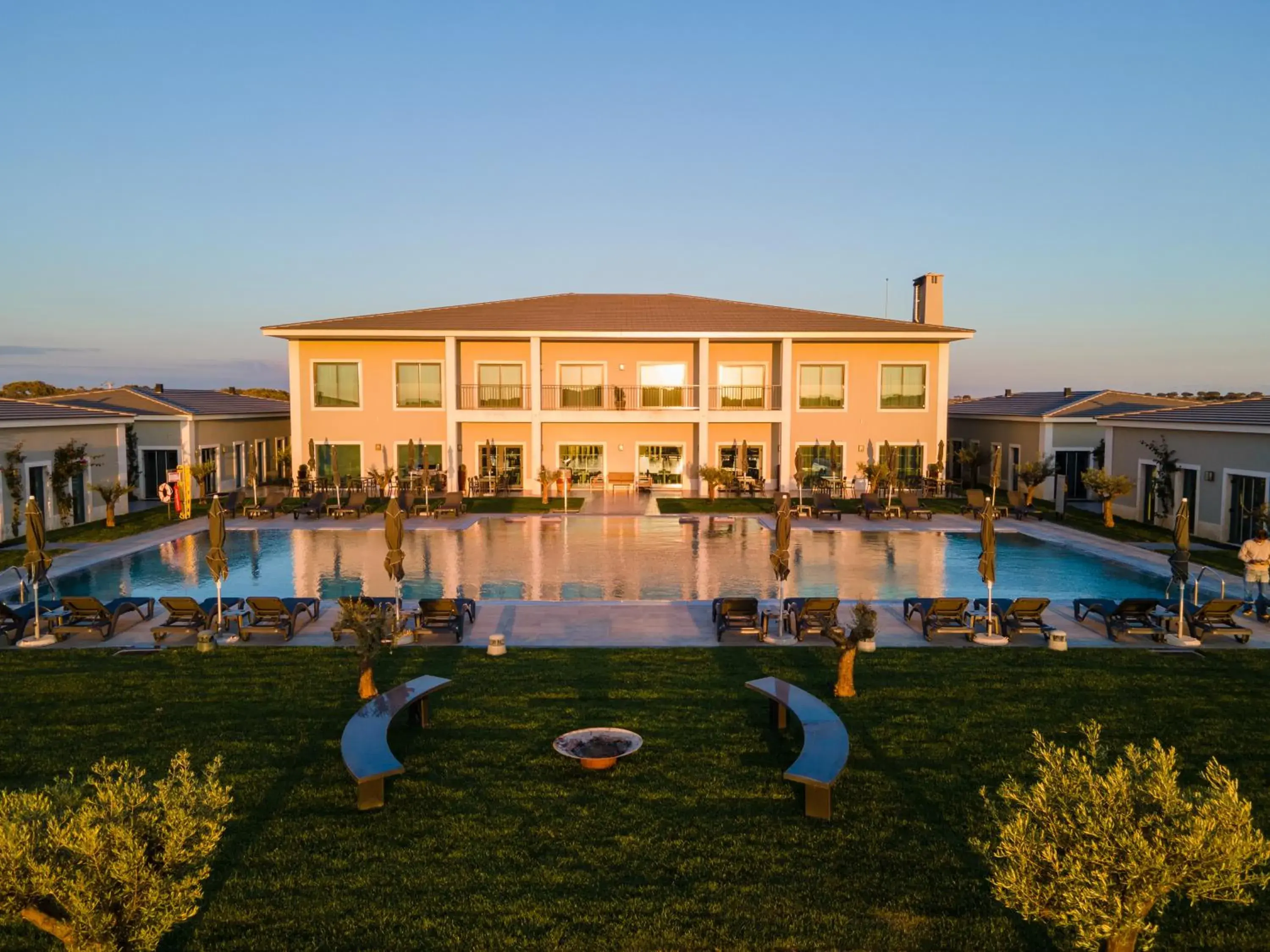 Property building in Vila Gale Collection Monte do Vilar Property building in Vila Gale Collection Monte do Vilar