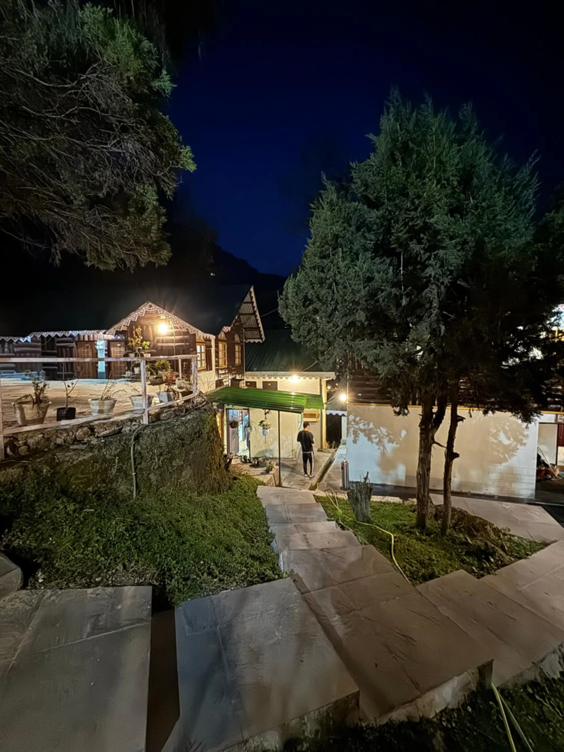 Property building in Apple Valley Cottages Lachung