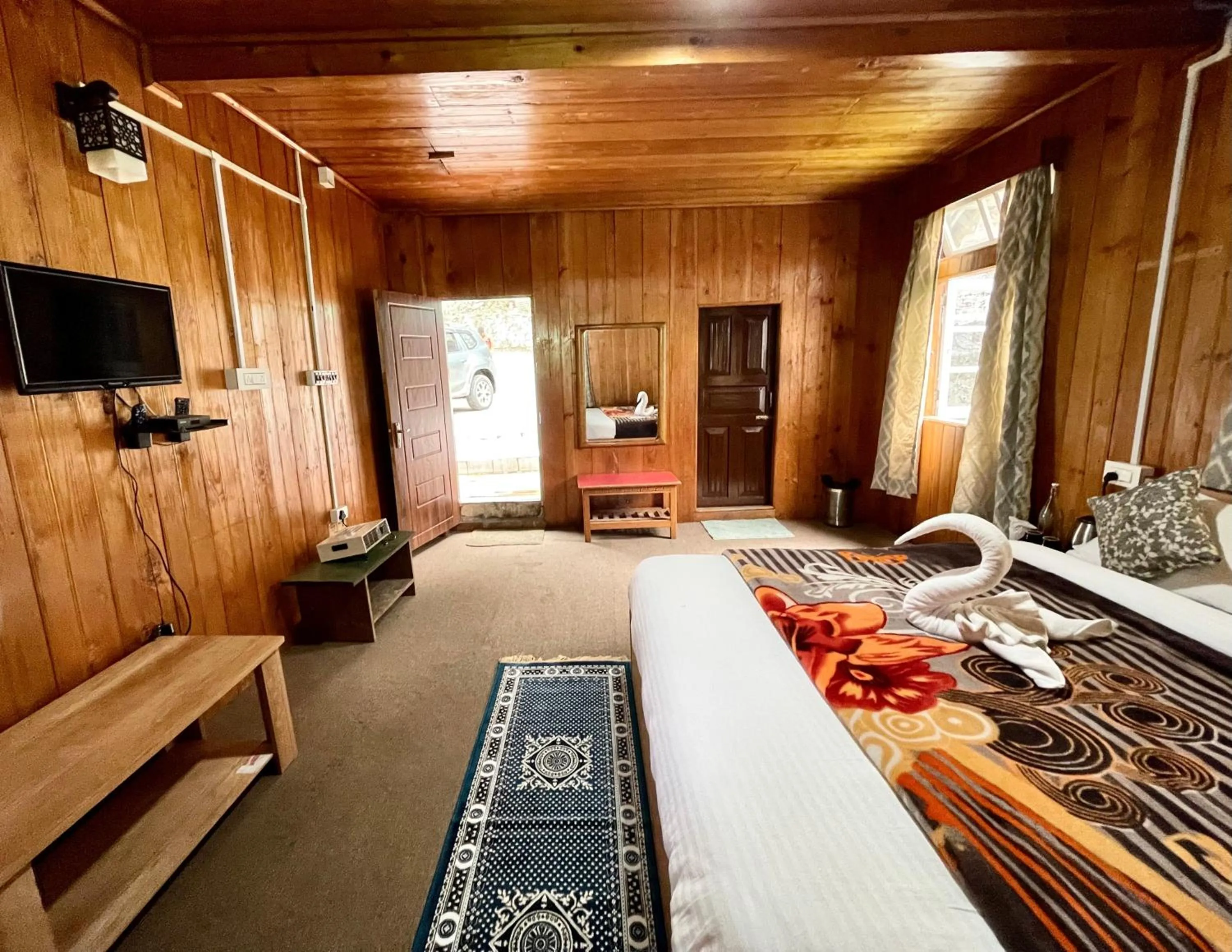 Bedroom in Apple Valley Cottages Lachung