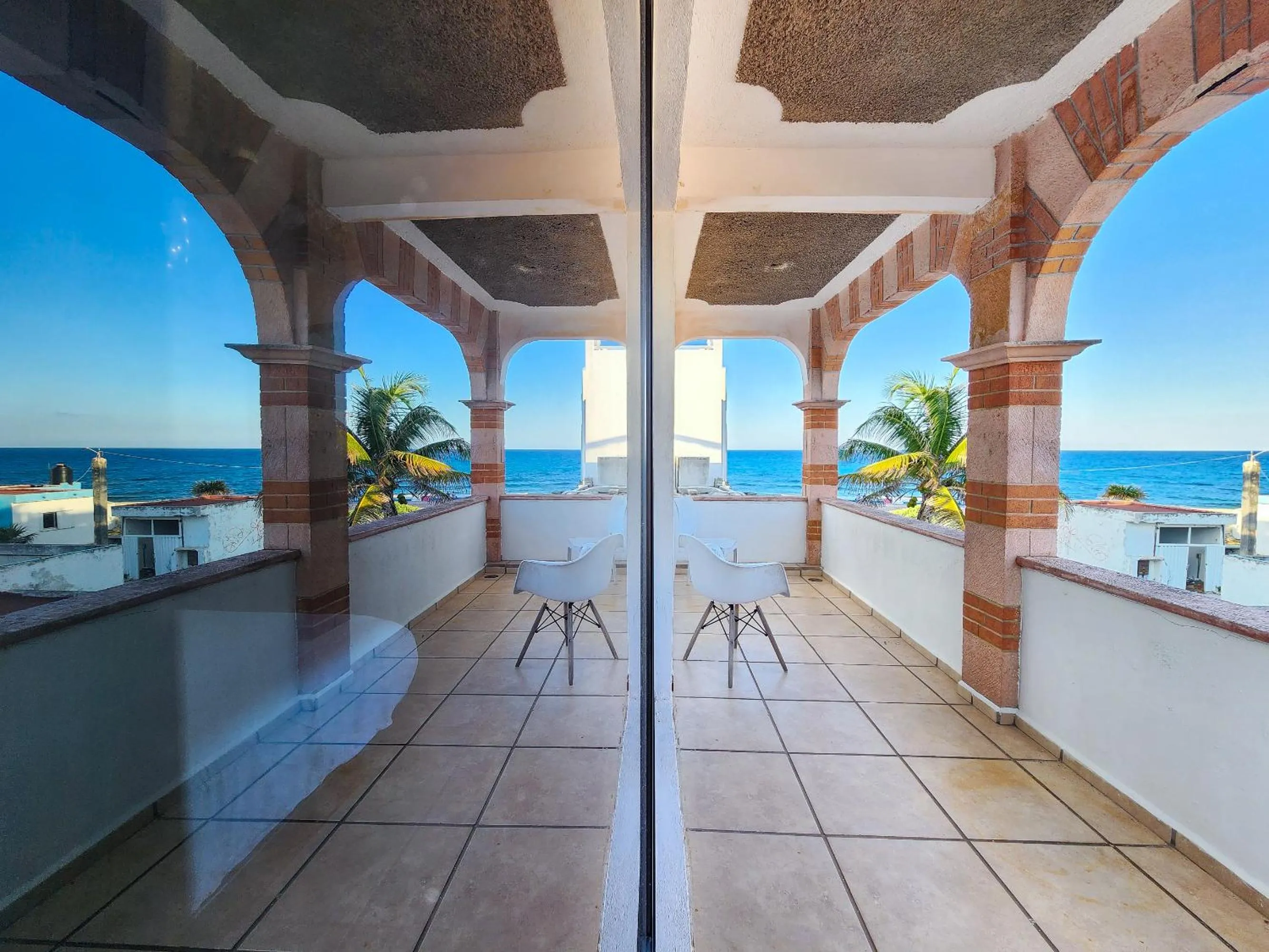 Sea view in Fitz-Mar