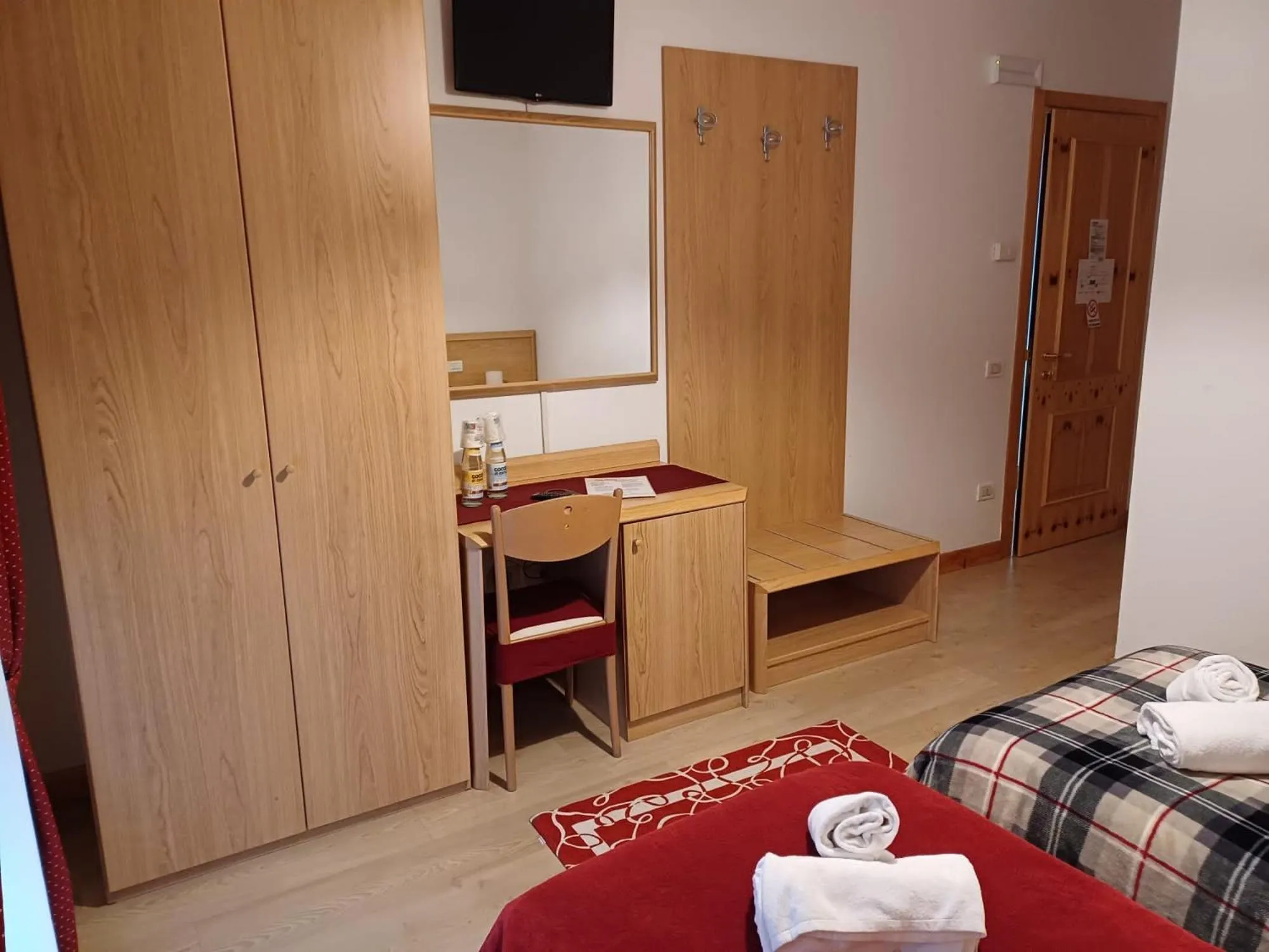 TV and multimedia, Bed in Albergo Dalla Mena