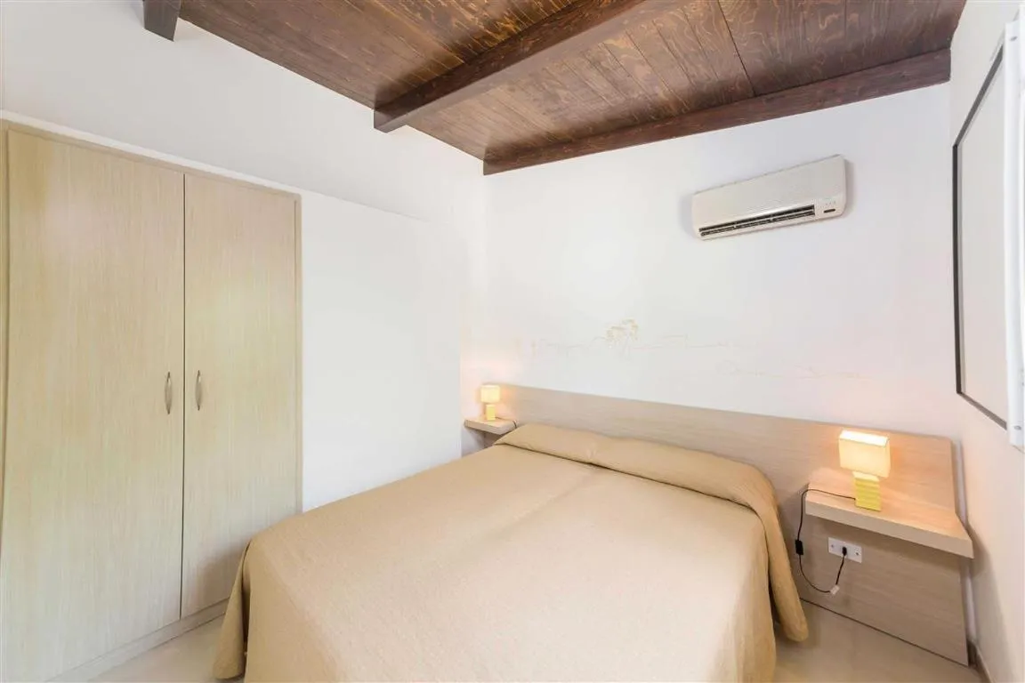 Bed in Nicolaus Club Alimini Smile