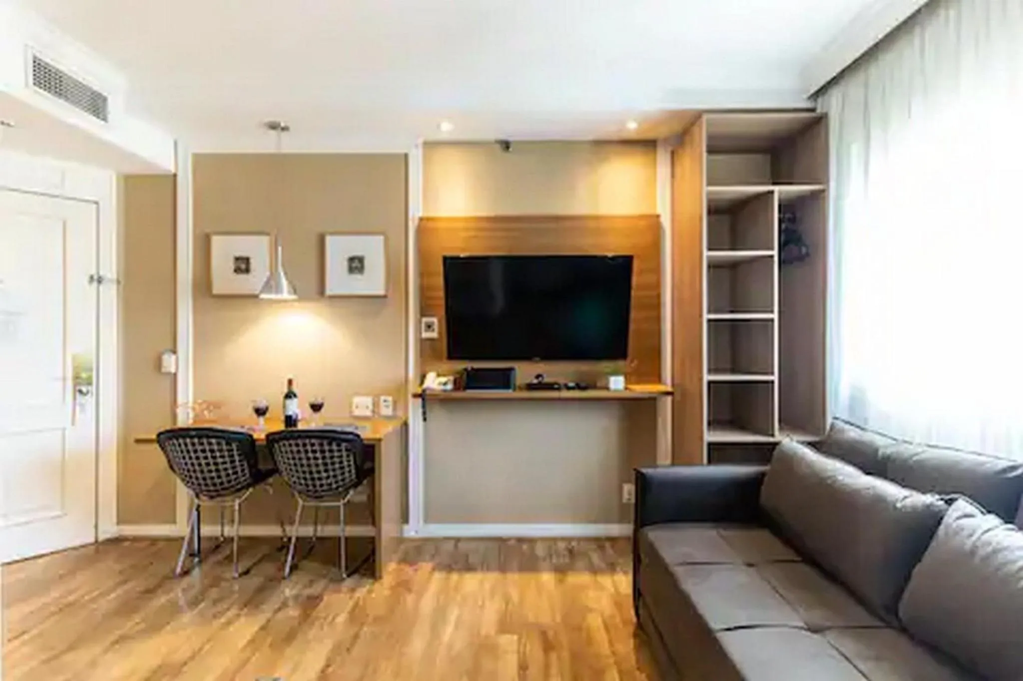 Living room in Kaza Noah The Universe Paulista Bela Vista