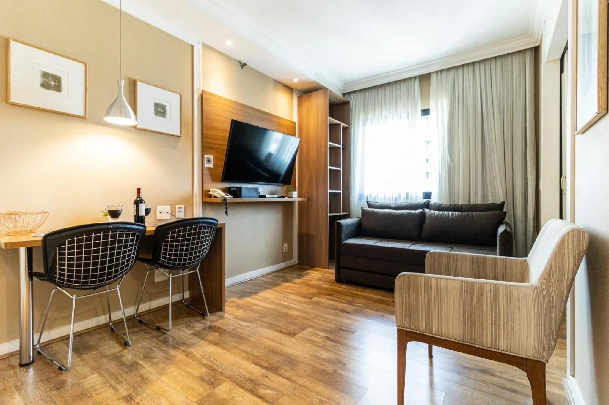 Living room in Kaza Noah The Universe Paulista Bela Vista