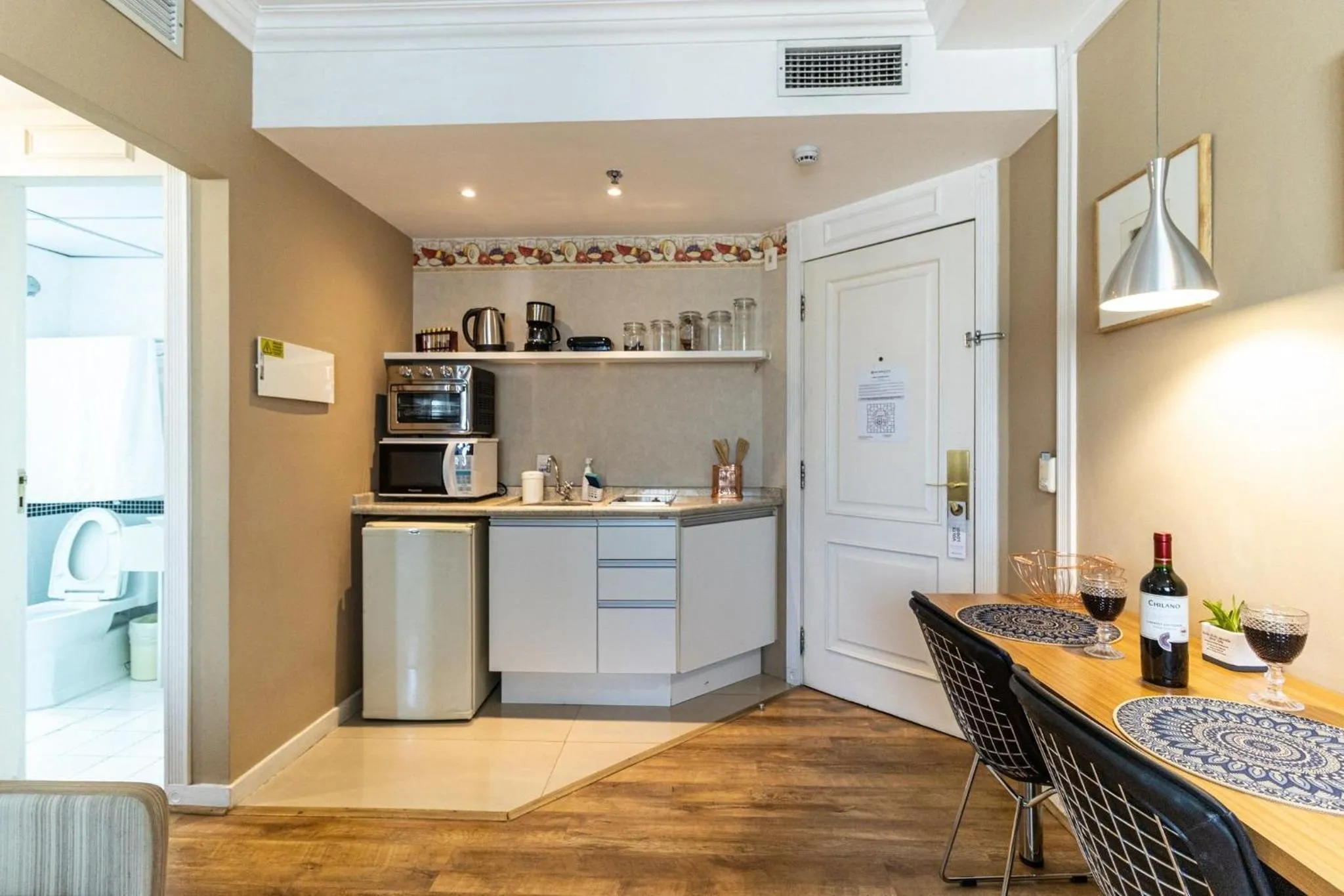 Kitchen or kitchenette in Kaza Noah The Universe Paulista Bela Vista