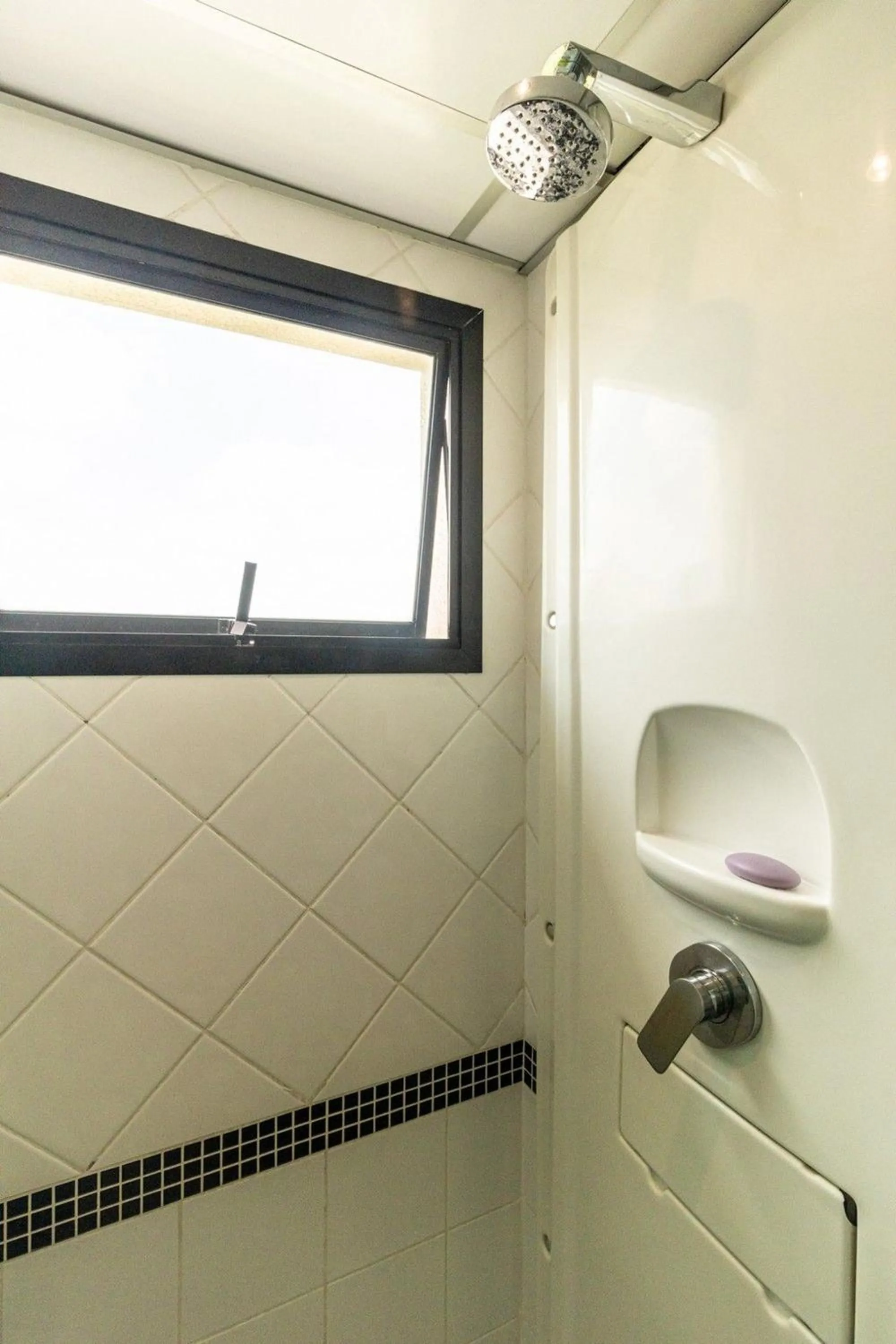 Toilet in Kaza Noah The Universe Paulista Bela Vista