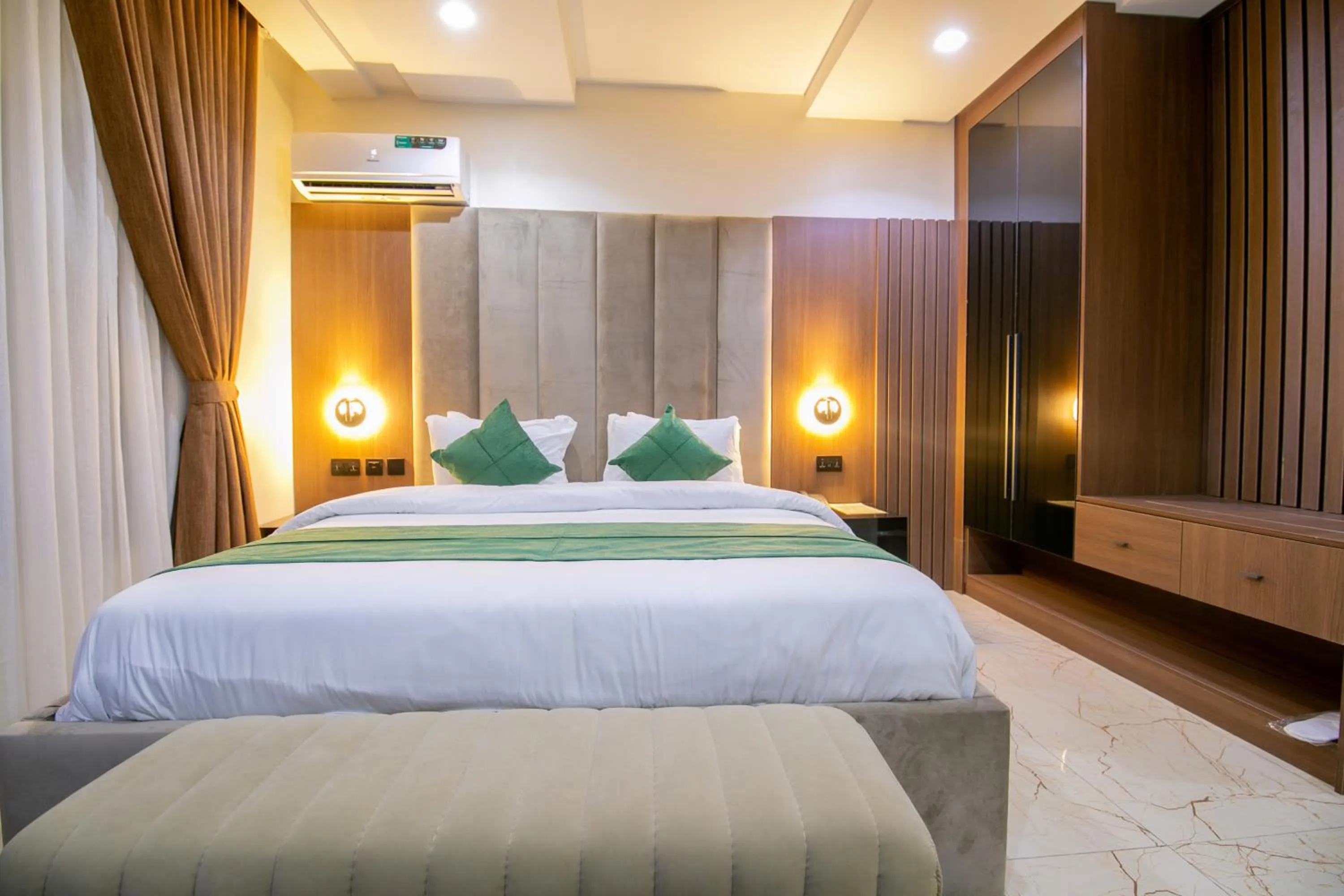 Bed in Tranquila Hotels and Suites Abuja