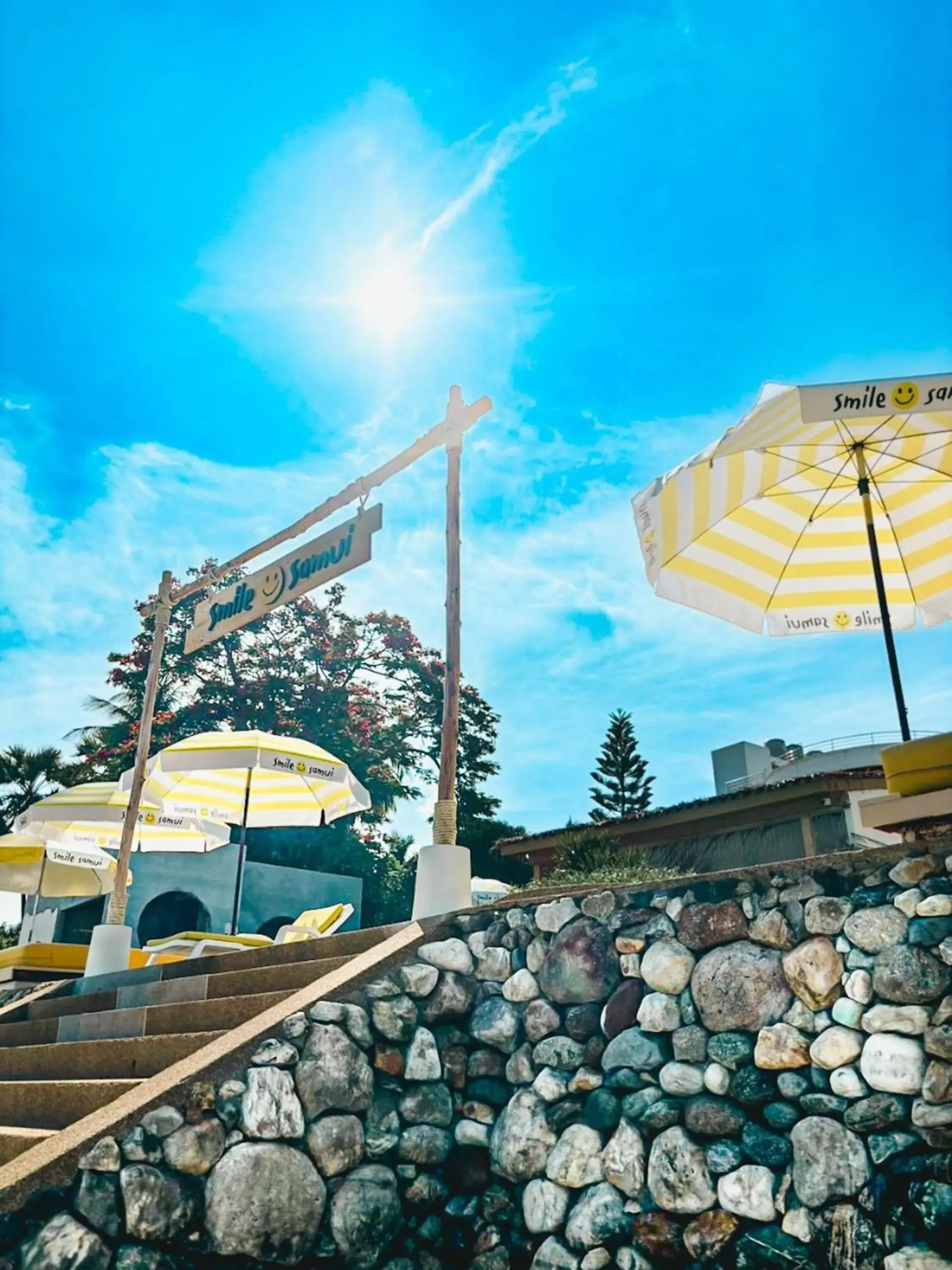 Property building in Smile Samui Chaweng Beach Front Resort Property building in Smile Samui Chaweng Beach Front Resort