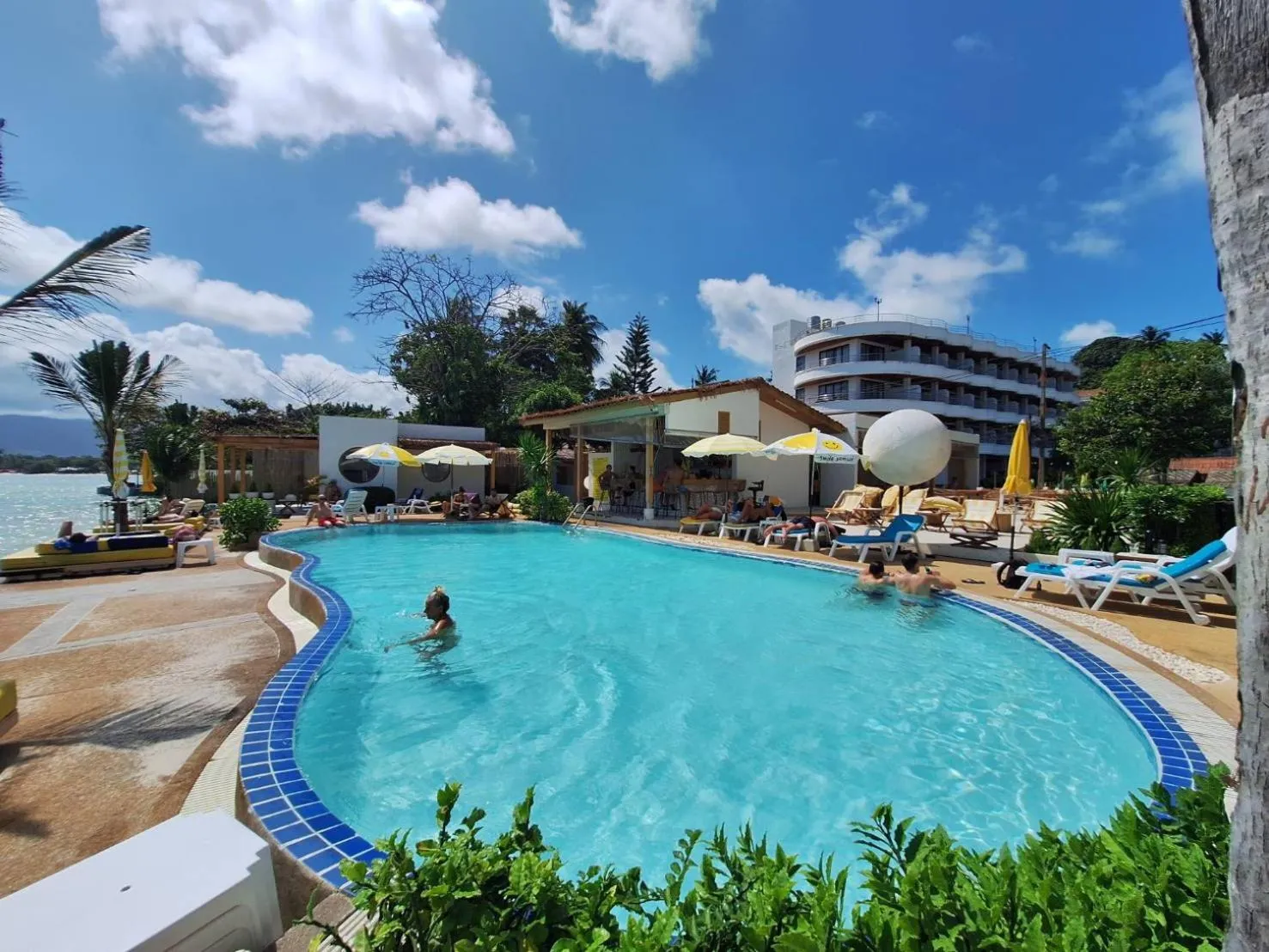 Property building in Smile Samui Chaweng Beach Front Resort