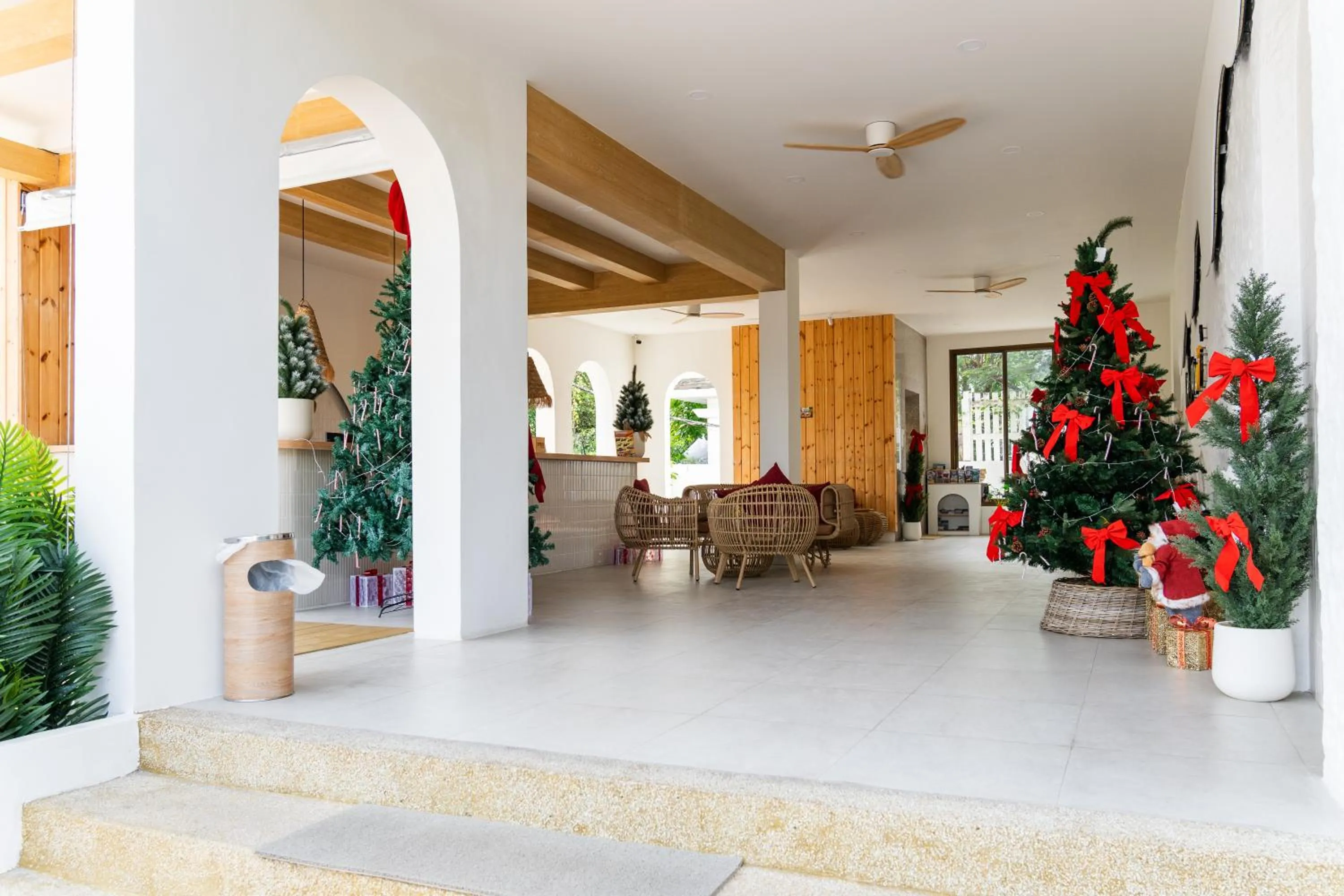 Property building in Smile Samui Chaweng Beach Front Resort